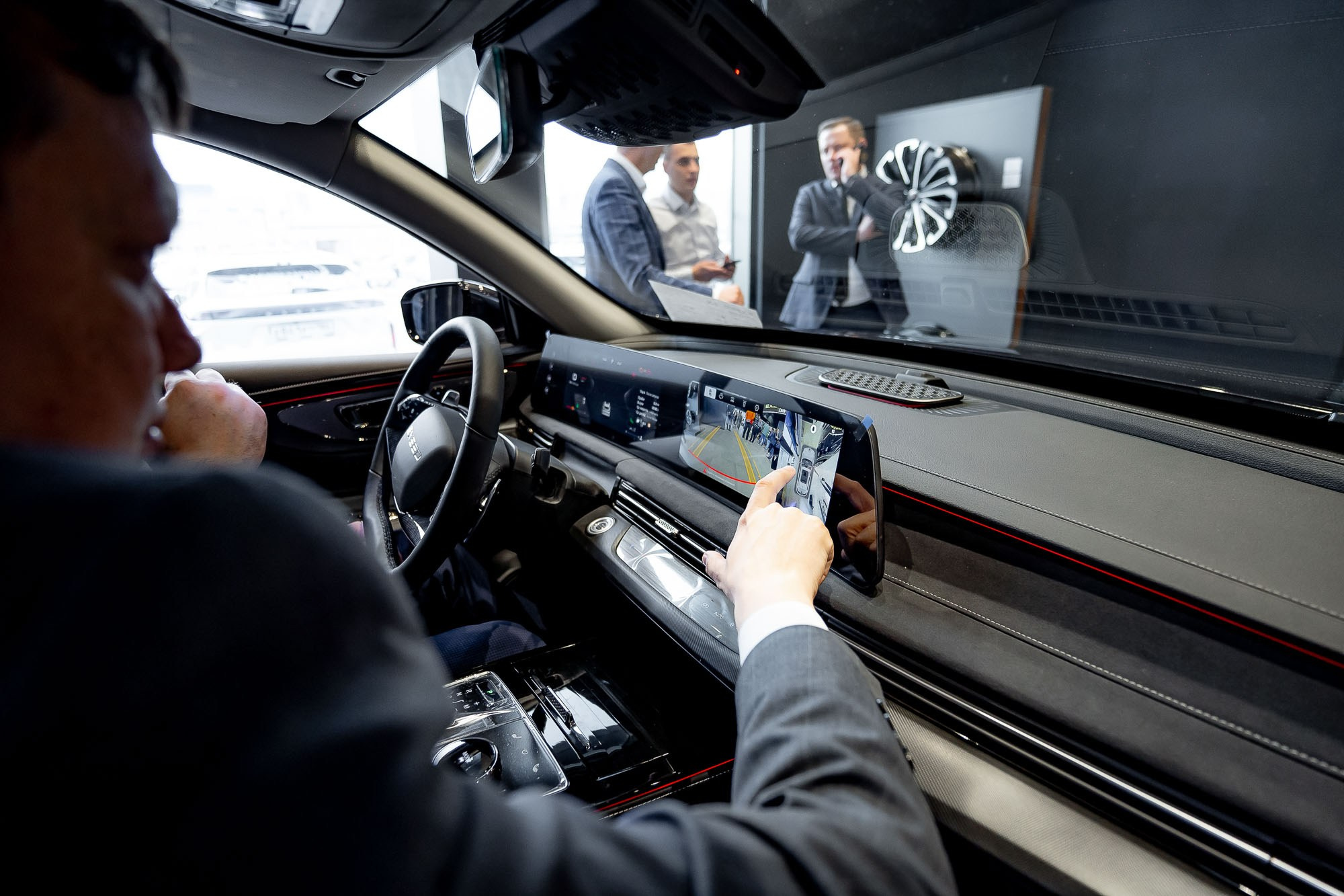 Презентация Exeed TXL. Сергей Кошкин. Репортажная и ивент-фотография в Сургуте