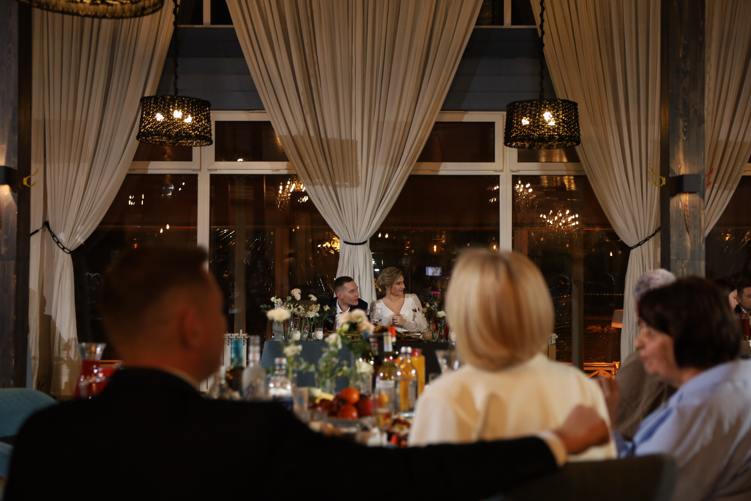 𝒜𝓇𝓉𝑒𝓂 & 𝐿𝓎𝓊𝓈𝓎𝒶 (𝓇𝑒𝓈𝓉𝒶𝓊𝓇𝒶𝓃𝓉). 𝑀𝑜𝓈𝒸𝑜𝓌. Свадебный фотограф в Санкт-Петербурге