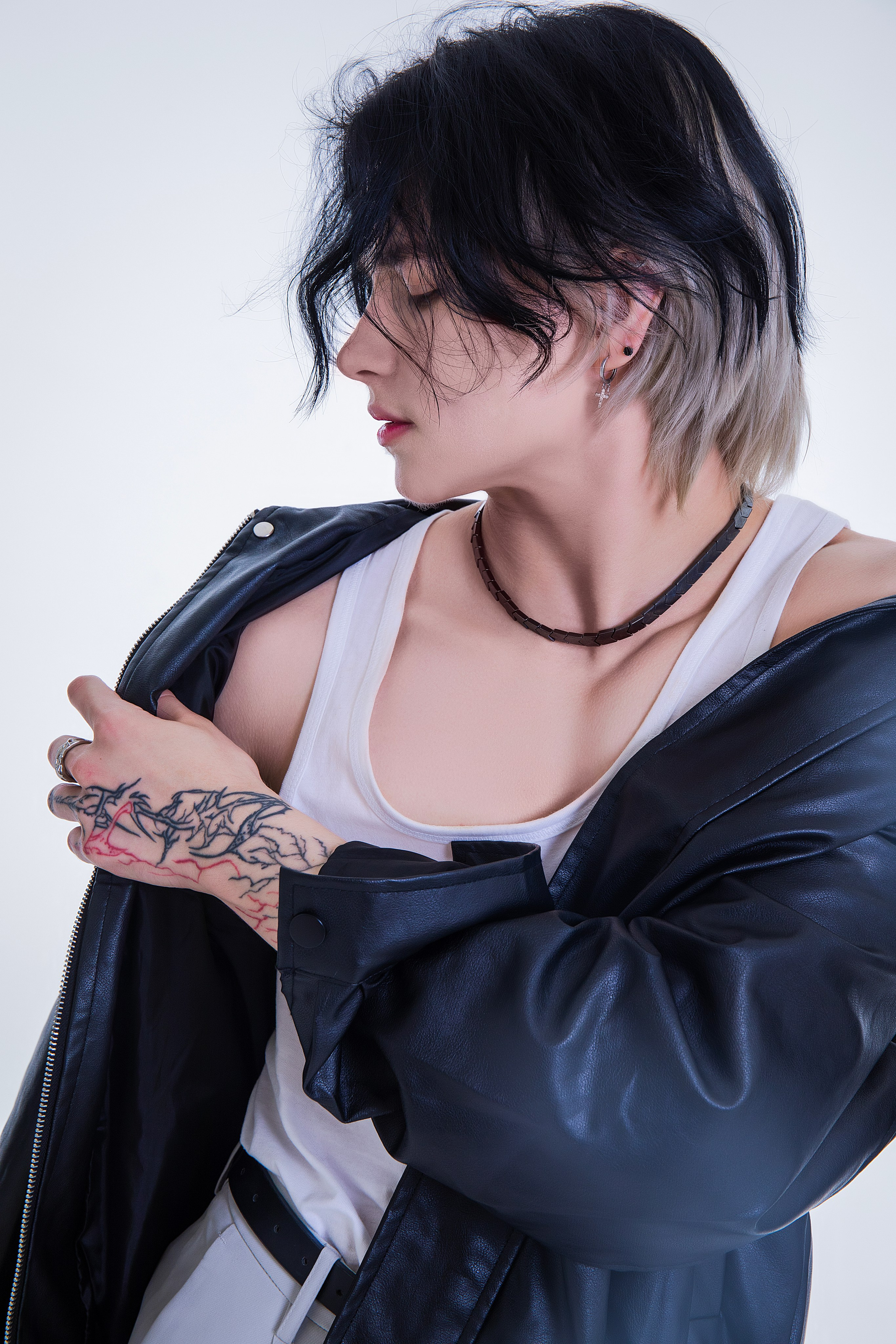 INJOO, IDOL STILE. Polaroud love