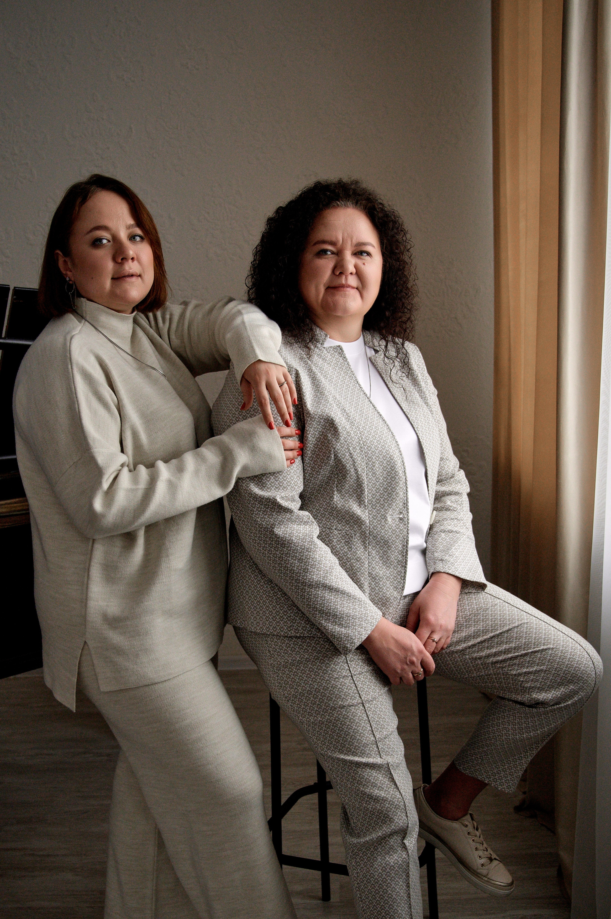 Семейная фотосессия для Лилии — тёплая съёмка в студии | Иван Третьяков, фотограф Новокузнецк