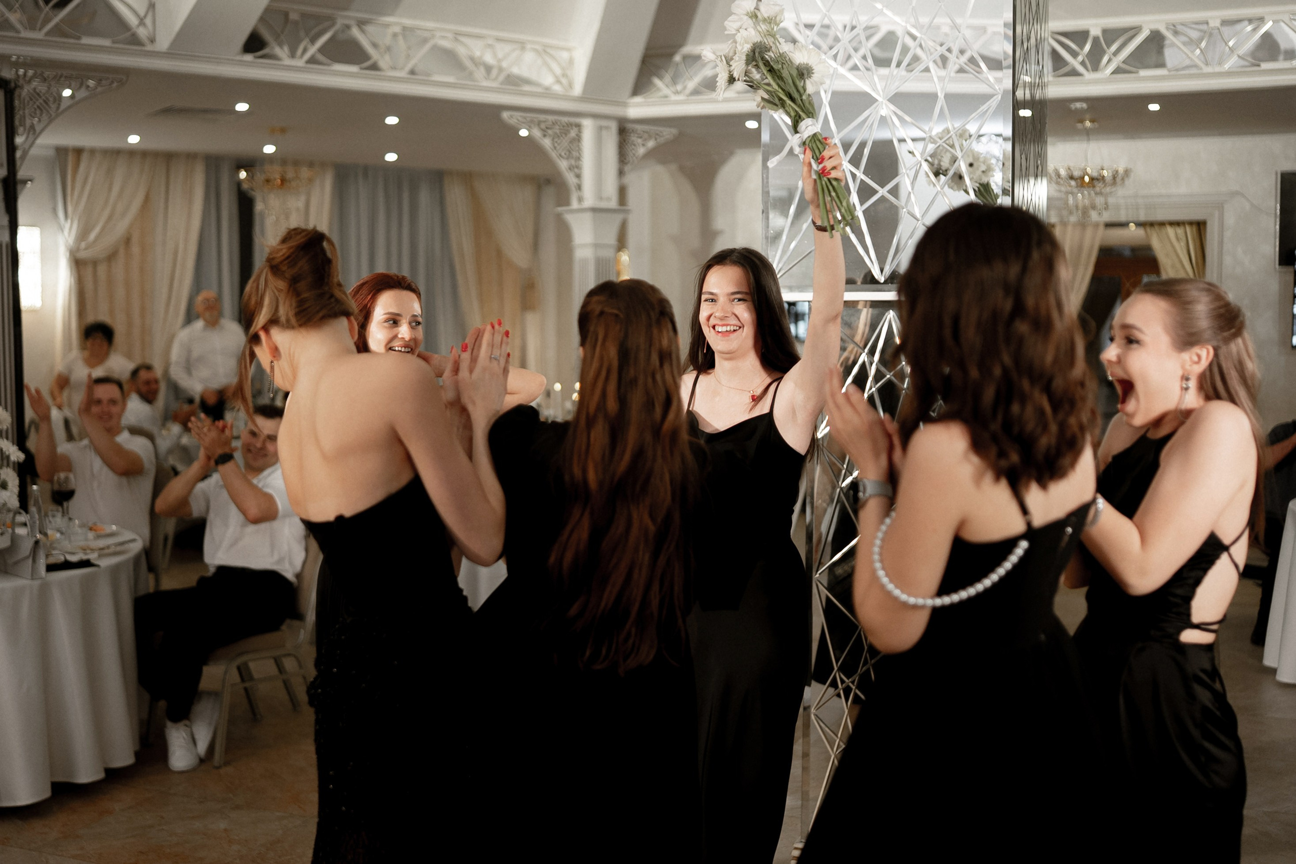 Яна+Нариман Анонс. Семейный и портретный фотограф в Саратове Сахарова Маша