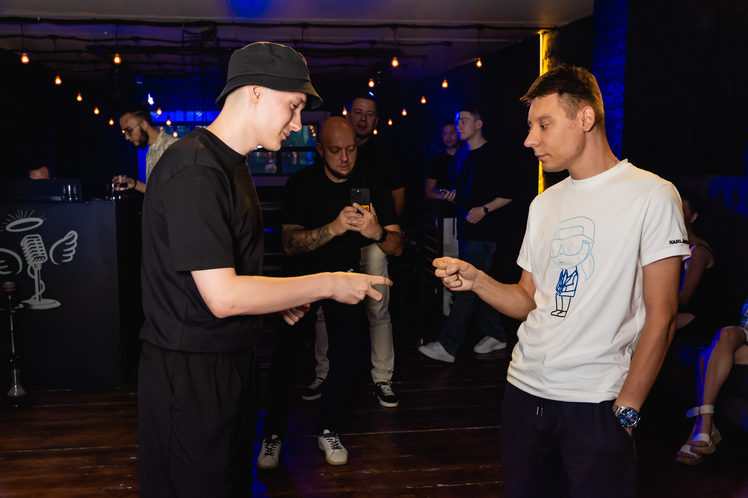 Выпускной Delta. Занимаюсь профессиональной фотографией и живу рядом с Байкалом. Работаю в разных жанрах