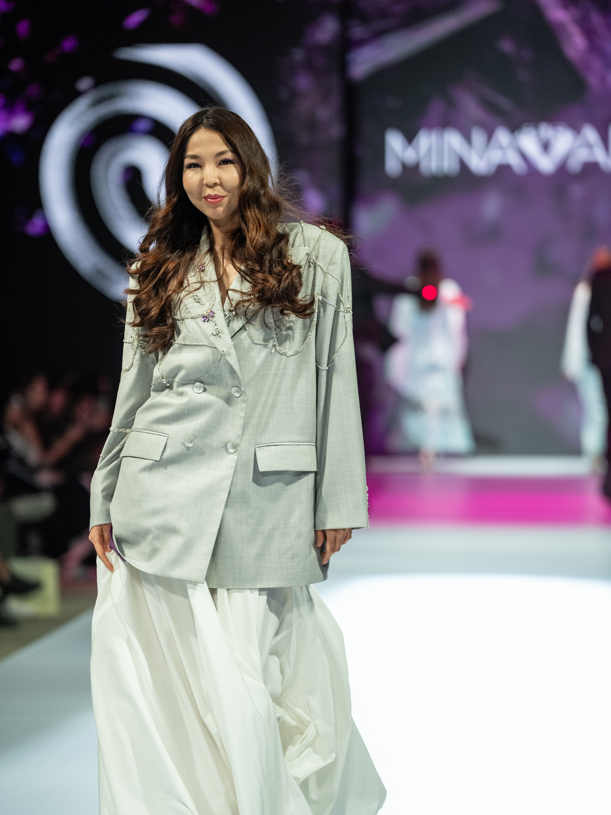 Eurasia Fashion Week Minavara. Сайт Алматинского НЮ АРТ, будуар и фэшн фотографа Дениса Карпенко