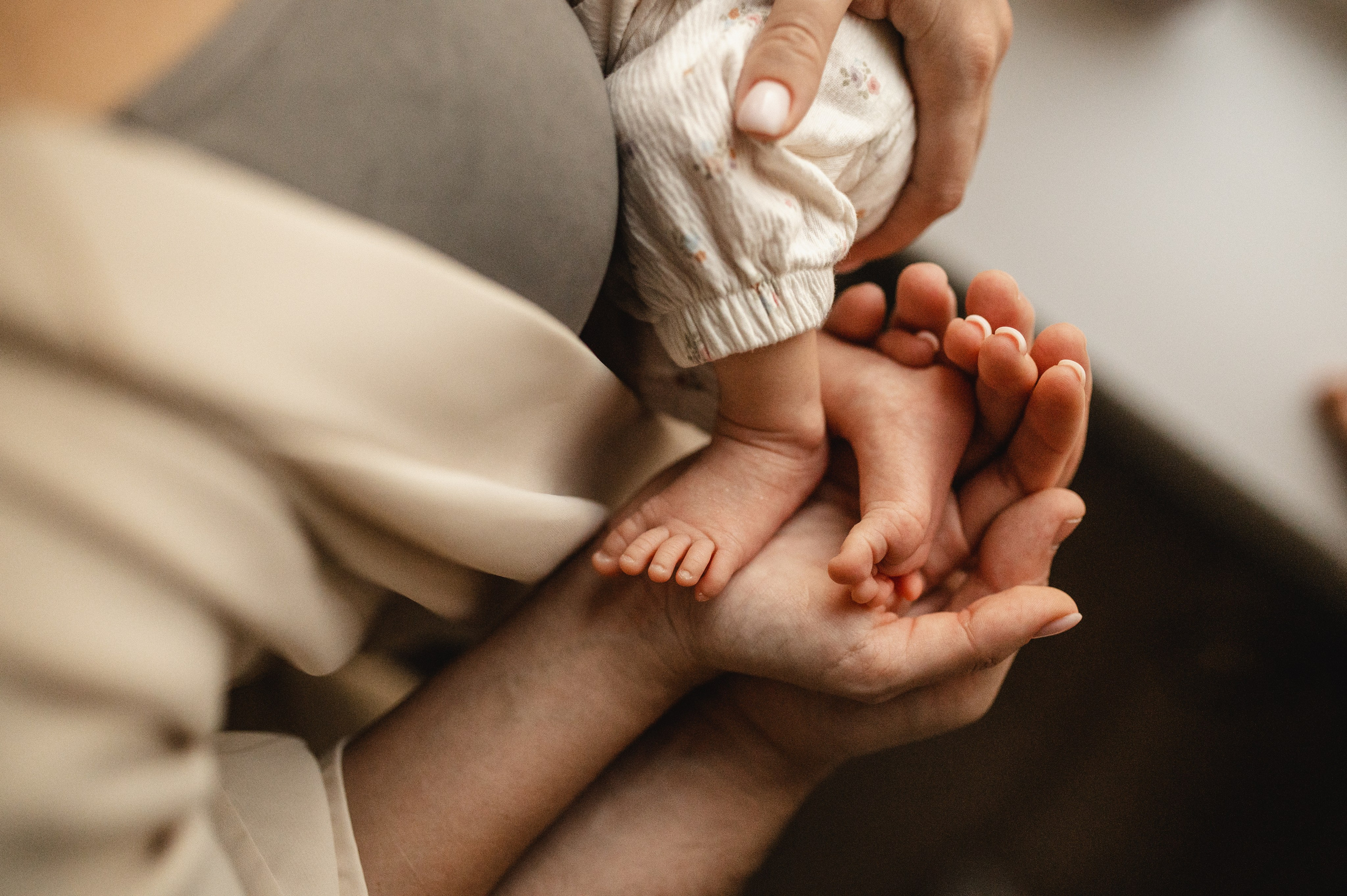 Ньюборн фотосессия в стиле лайфстайл Москва. Семейная фотосессия Бутово Москва фотограф Алина Морщагина