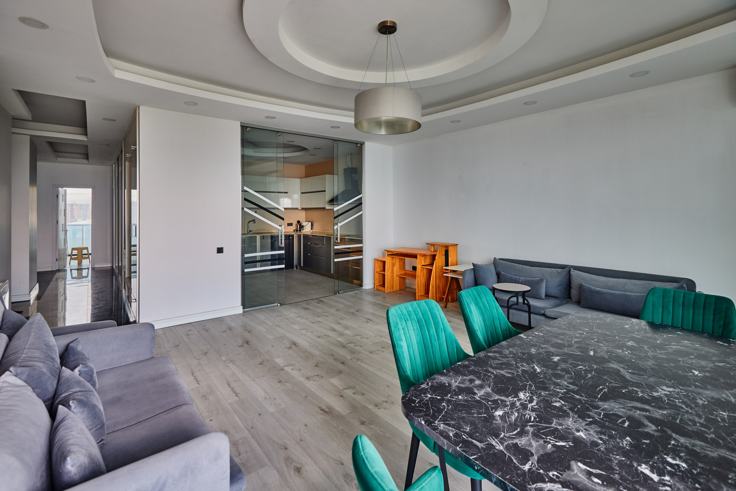 METRO CITY. Режиссёр, клипмейкер, фотограф — Андрей Охота