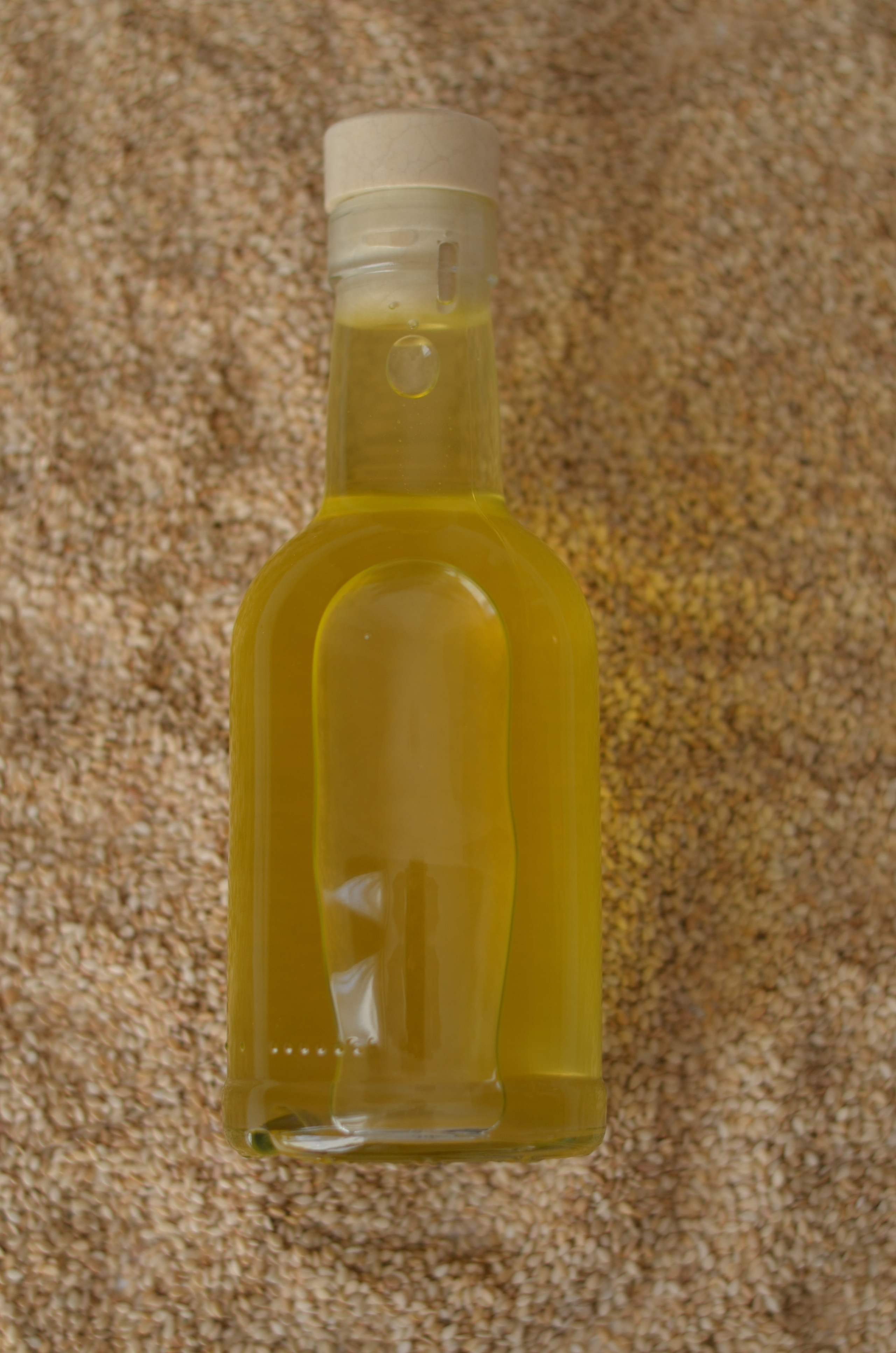 Масло сыродавленное. Сайт фотографа Алии Фаттах