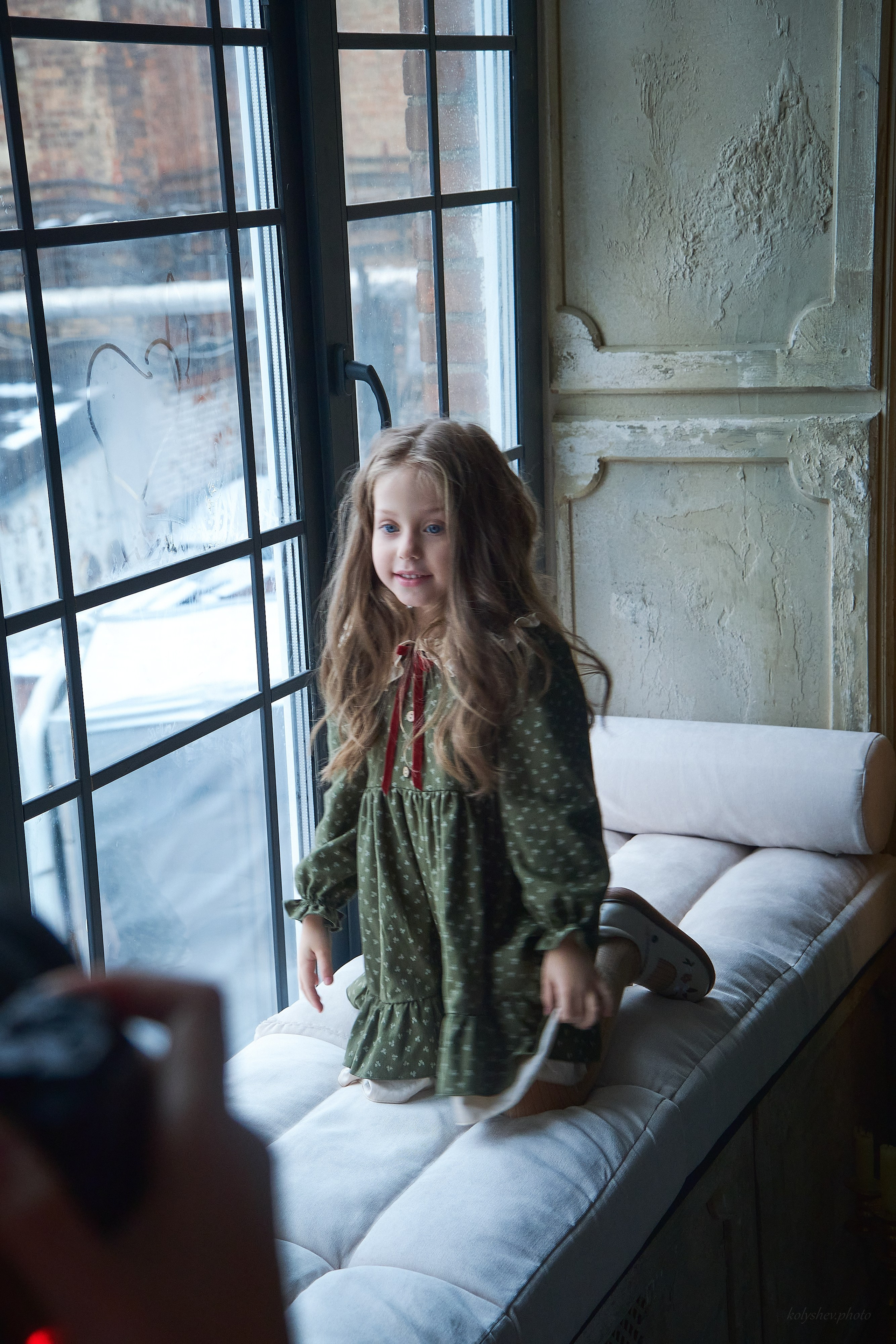 семейная фотосессия в студии в Москве фотограф Виктория Колышева