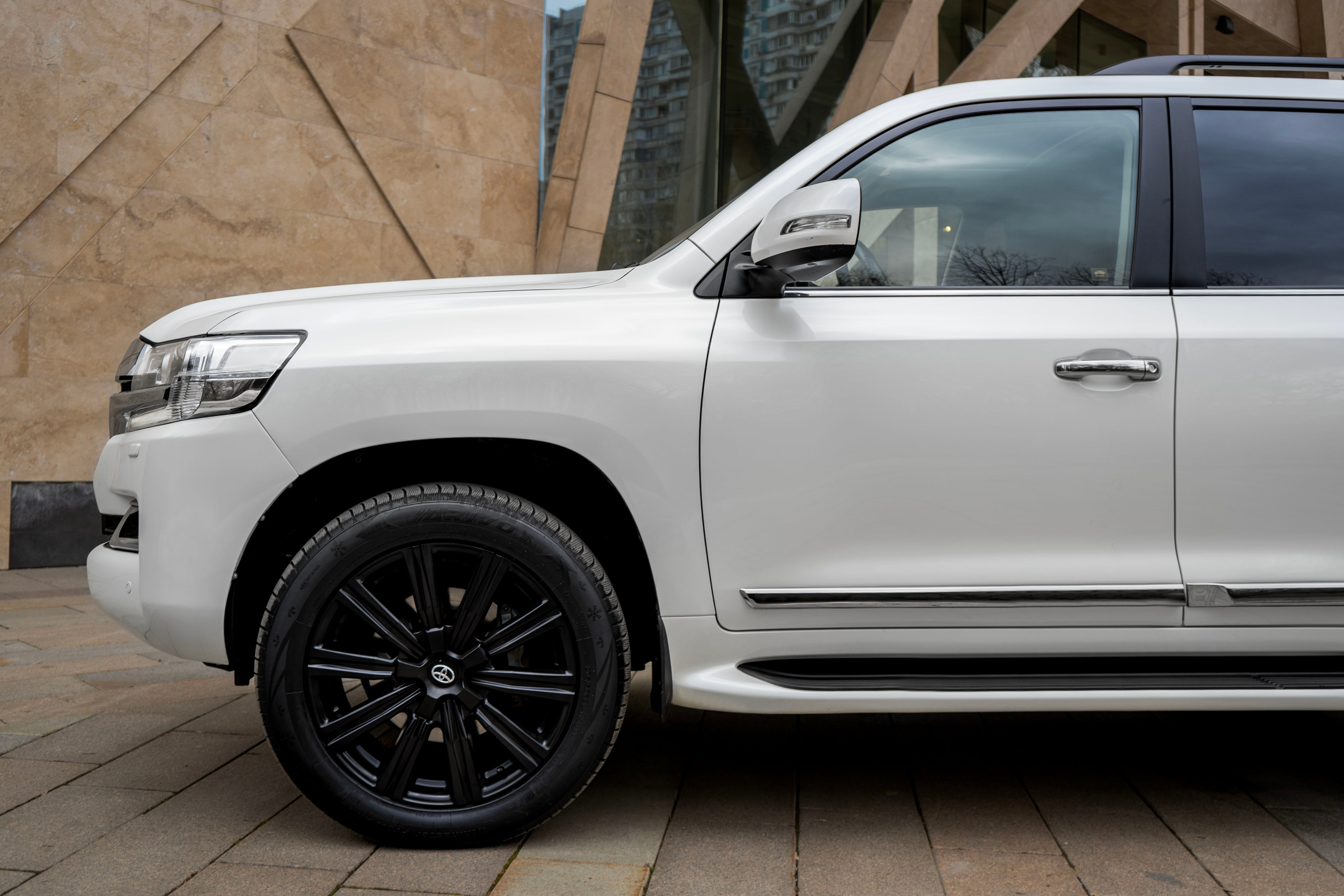 Toyota Land Cruzer 200