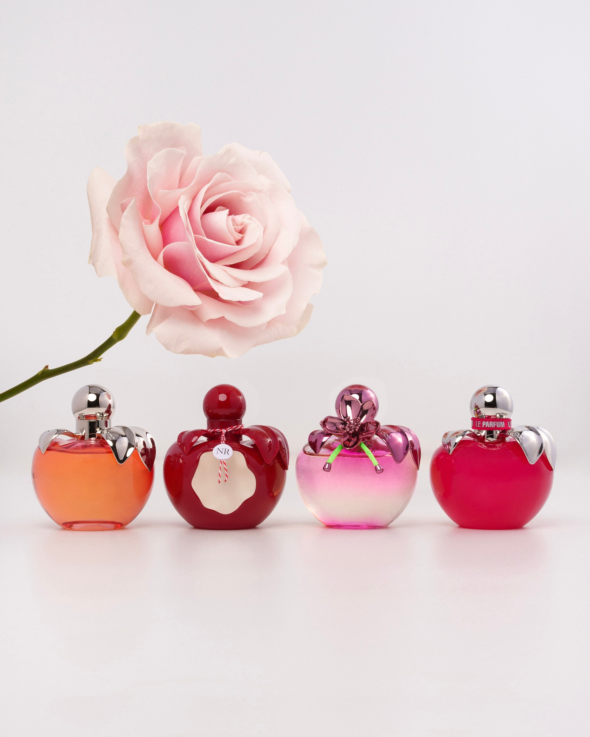 Съемка парфюма Nina Ricci. Бьюти и предметный фотограф в Москве Светлана Грачева