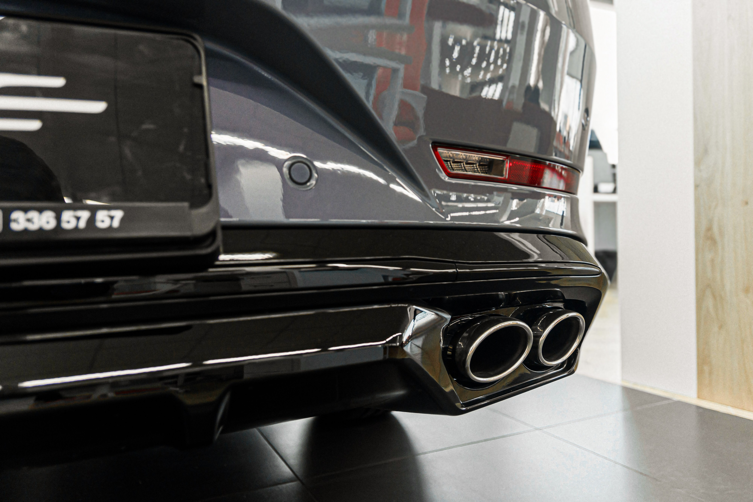 Джили Центр Минск. Свадебный фотограф Минск, Фаниполь, Беларусь Кирилл Напреев