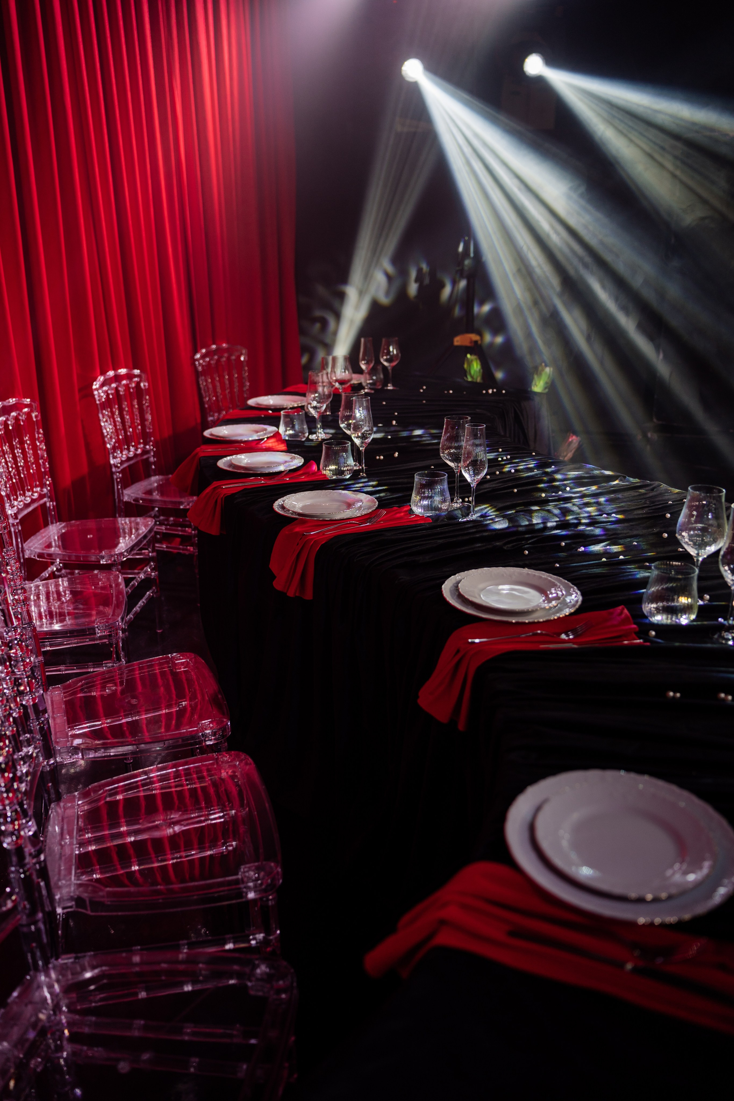 RED. Свадебный фотограф Тольятти Москва Адамова Виктория