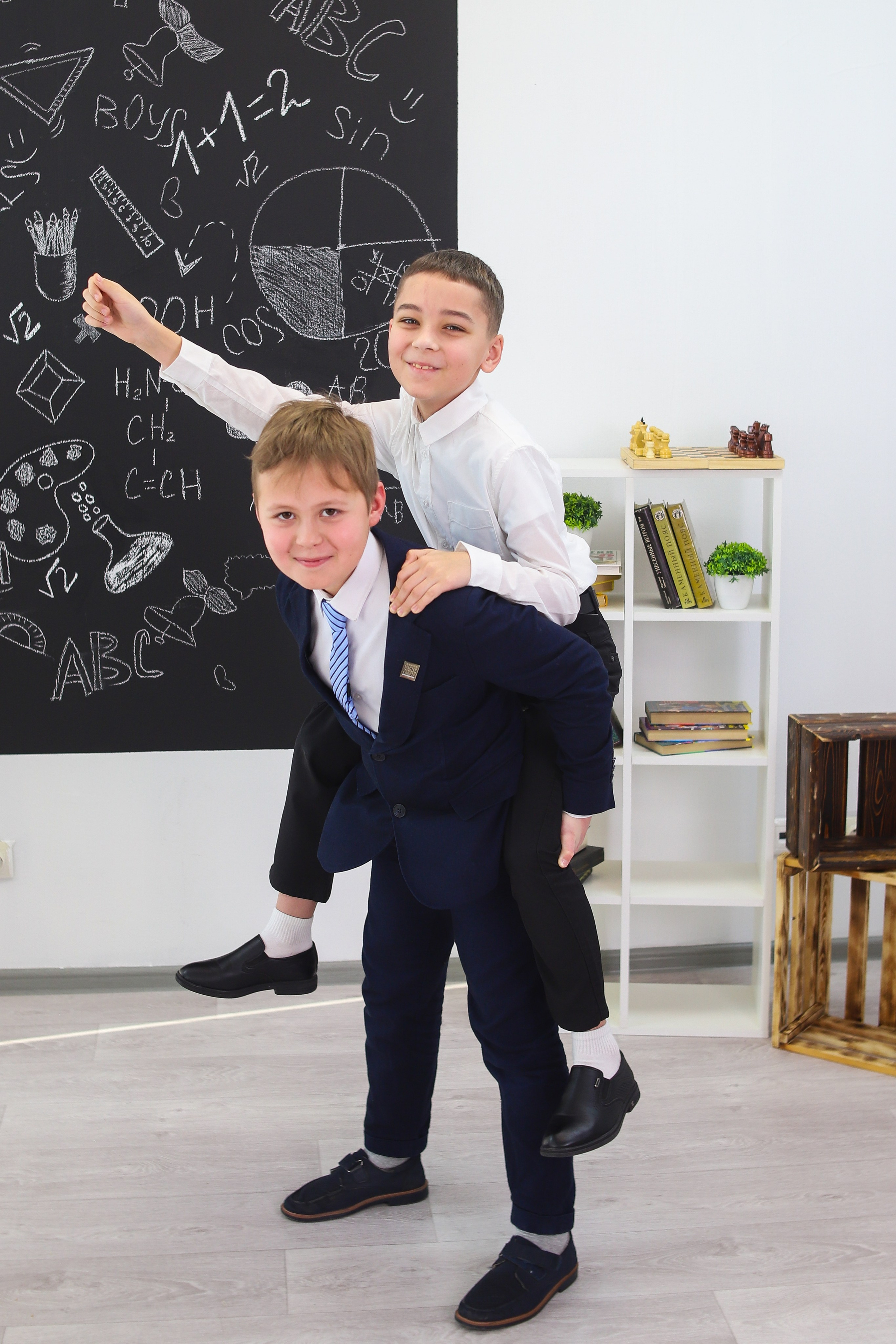 4 класс в студии Пространство. Фотограф в Сургуте Брызгунова Анастасия