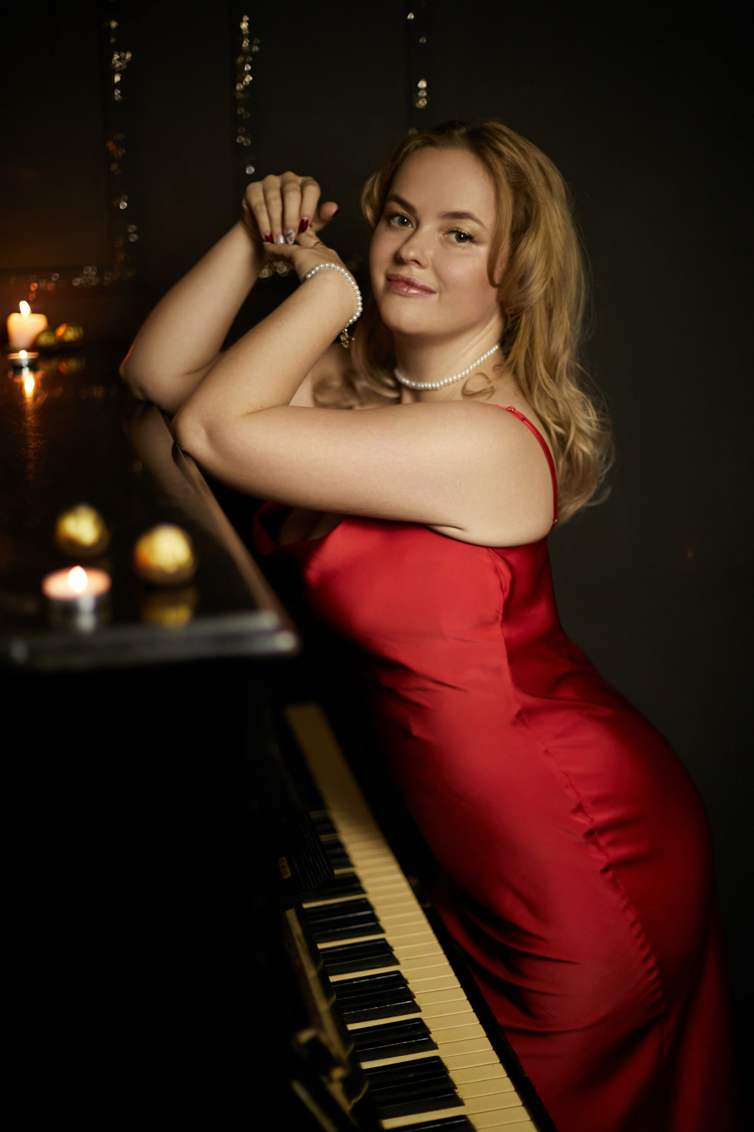 «Красное платье, темный шоколад». Свадебный и креативный фотограф в ЮФО и МСК