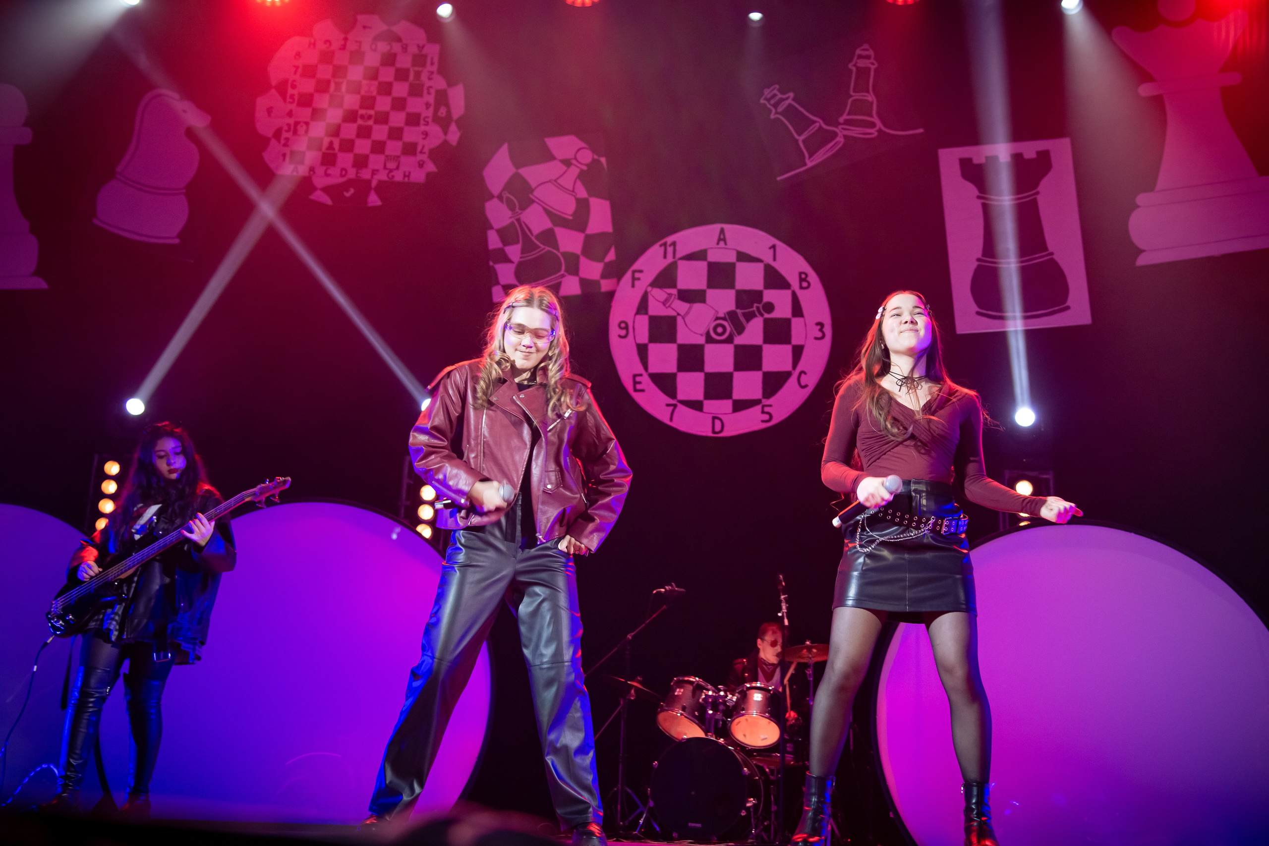 Студвесна ИФ и ИВМИиТ. Репортажный и портретный фотограф Казань / Горячих Полина