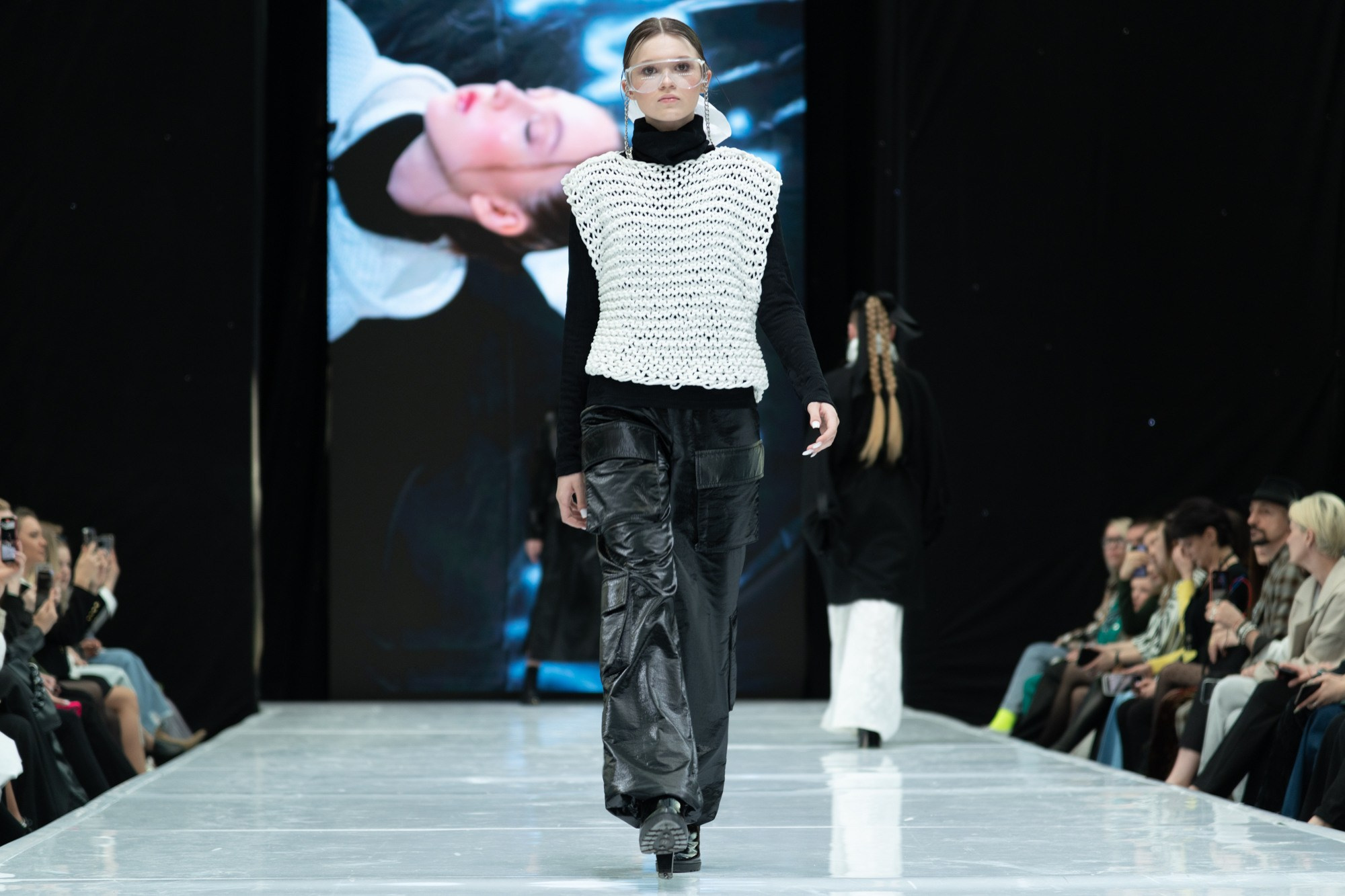 DEVUSI / 23. Sakunov Photo