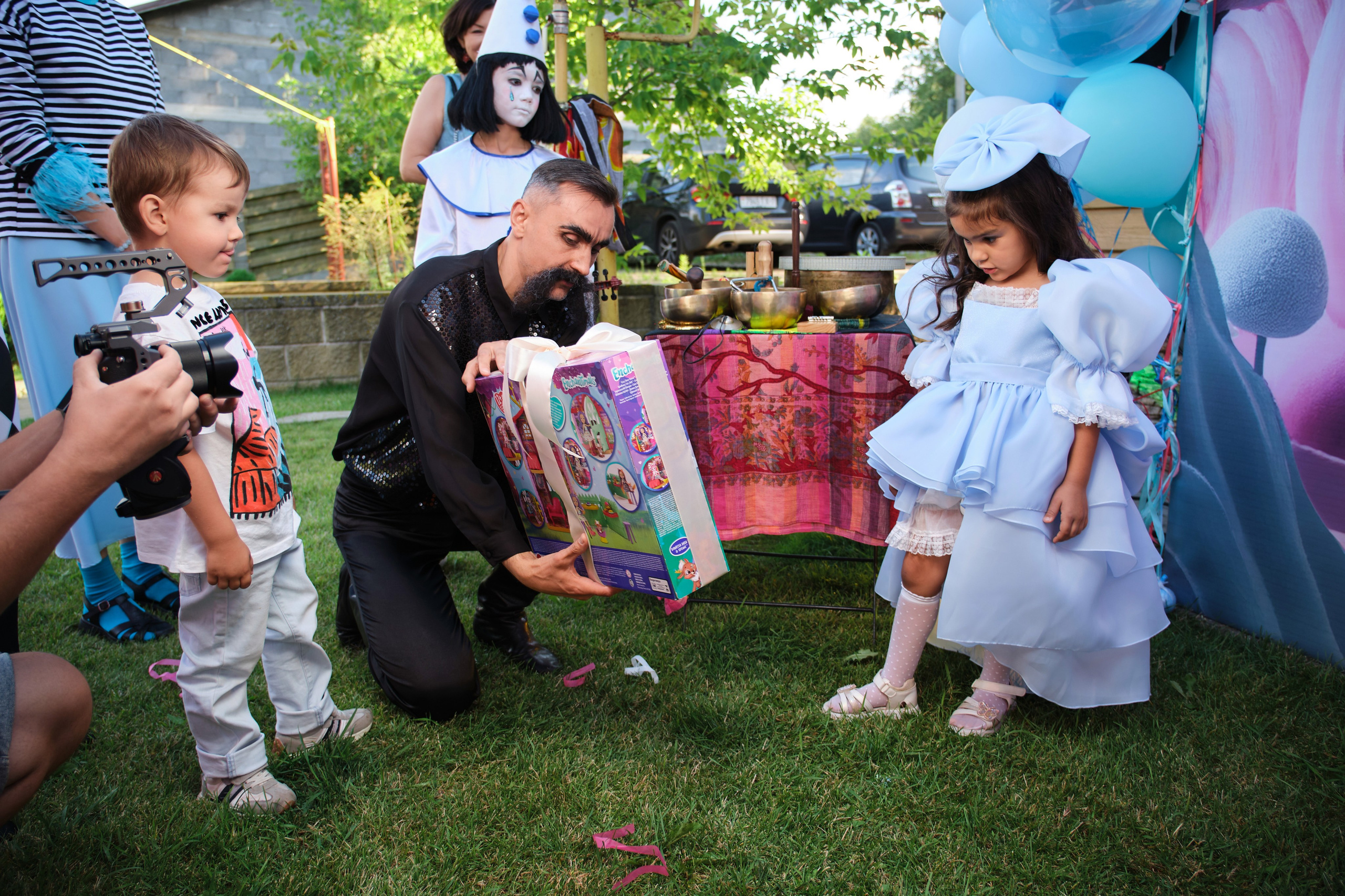 Фотосъёмка детского дня рождения Арианы. Репортажный фотограф Дмитрий Литвинский. Минск, Беларусь, мир