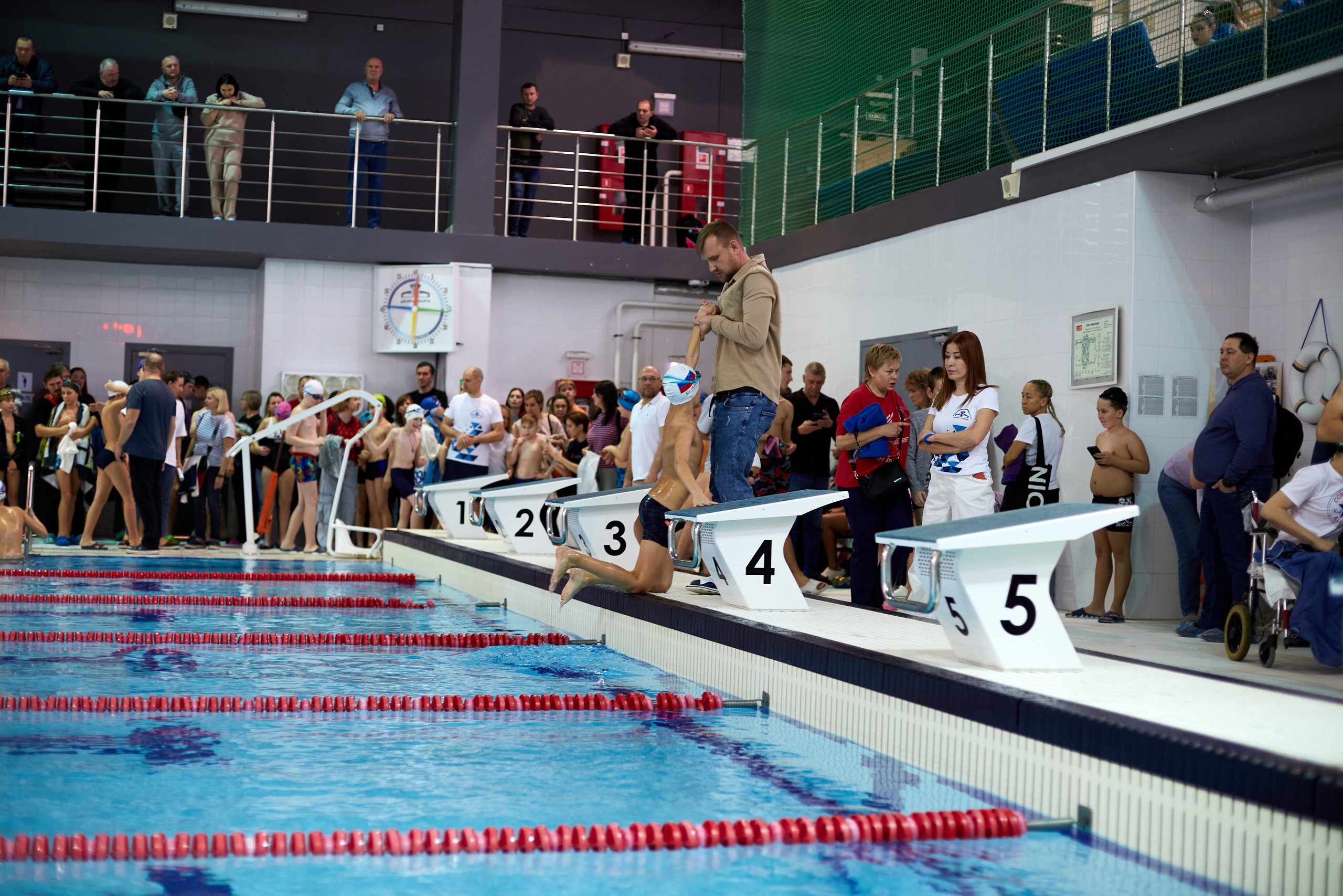 Особенный заплыв, Аксай, дворец спорта. Фотограф Зиновьев Михаил. Фотограф Зиновьев Михаил