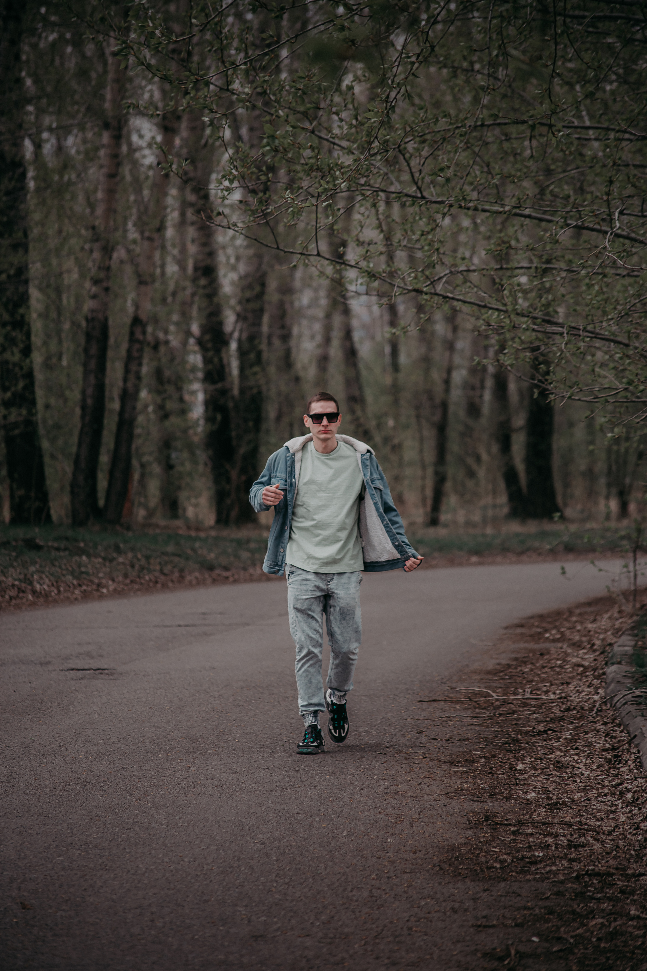 Евгений. Съёмка с автомобилем. Фотограф Регина Крикунова г. Красноярск