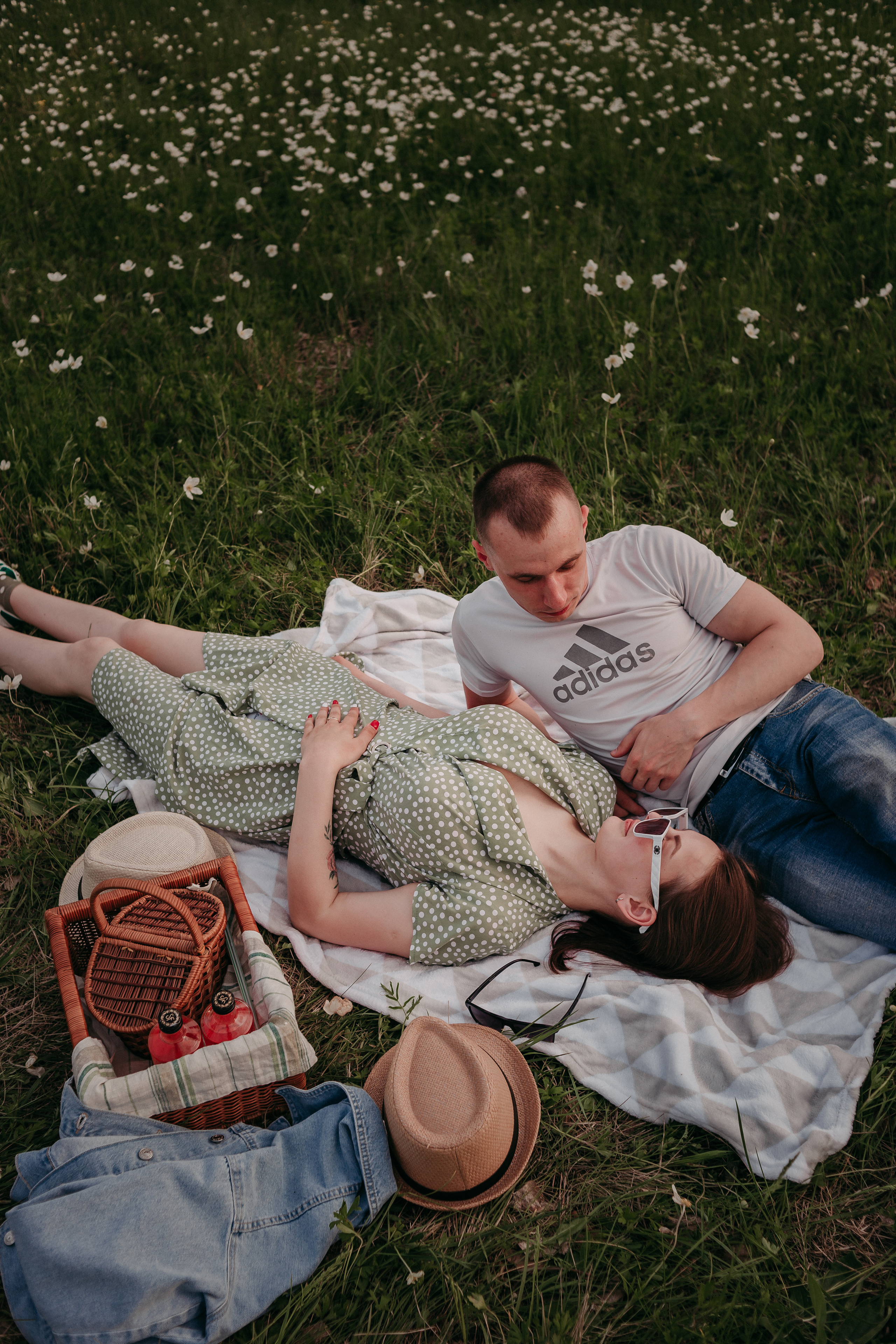 Сергей и Вера. Пикник на закате. Фотограф Регина Крикунова г. Красноярск