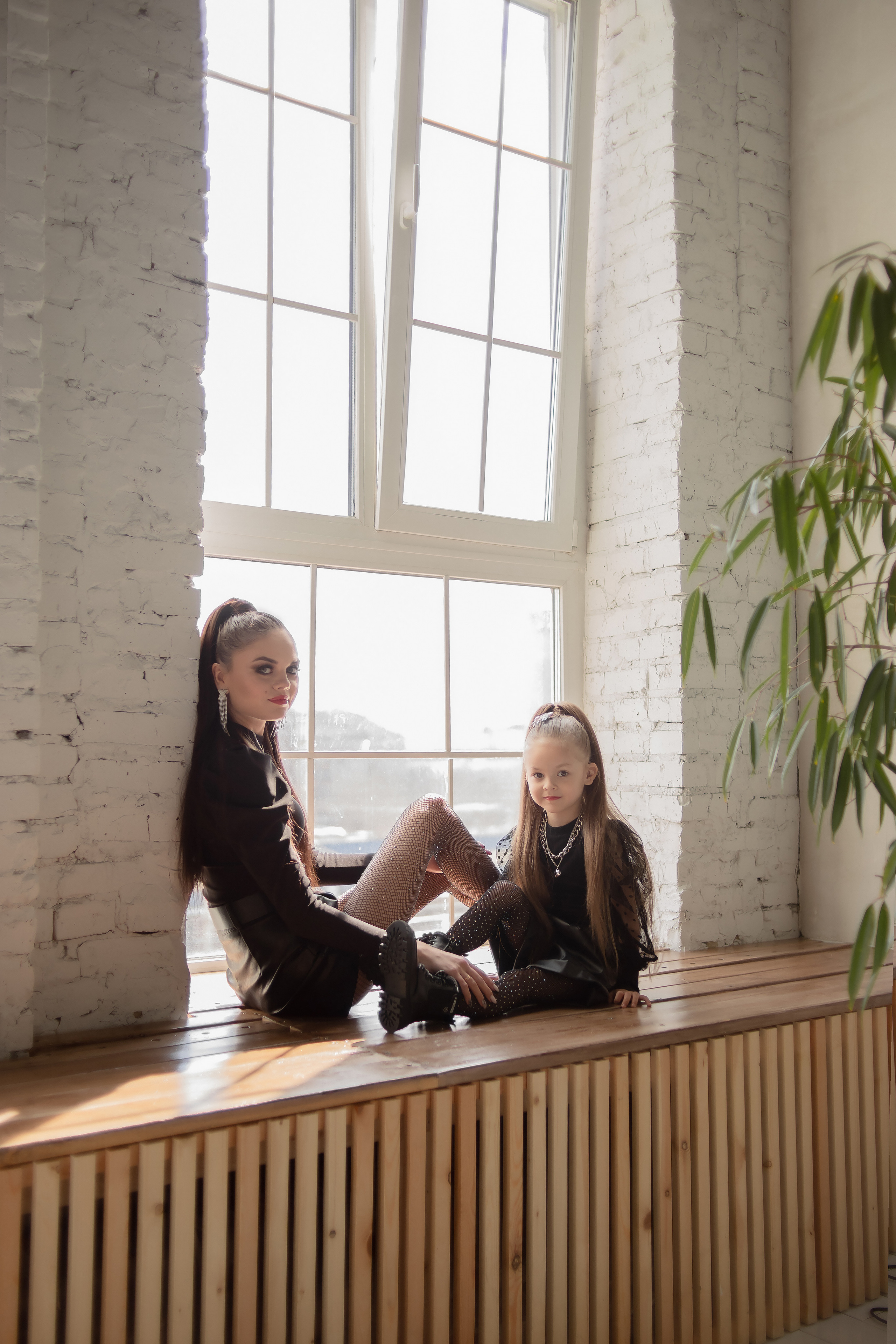 Дарья и Милана. Мама и малышка. Фотограф Регина Крикунова г. Красноярск