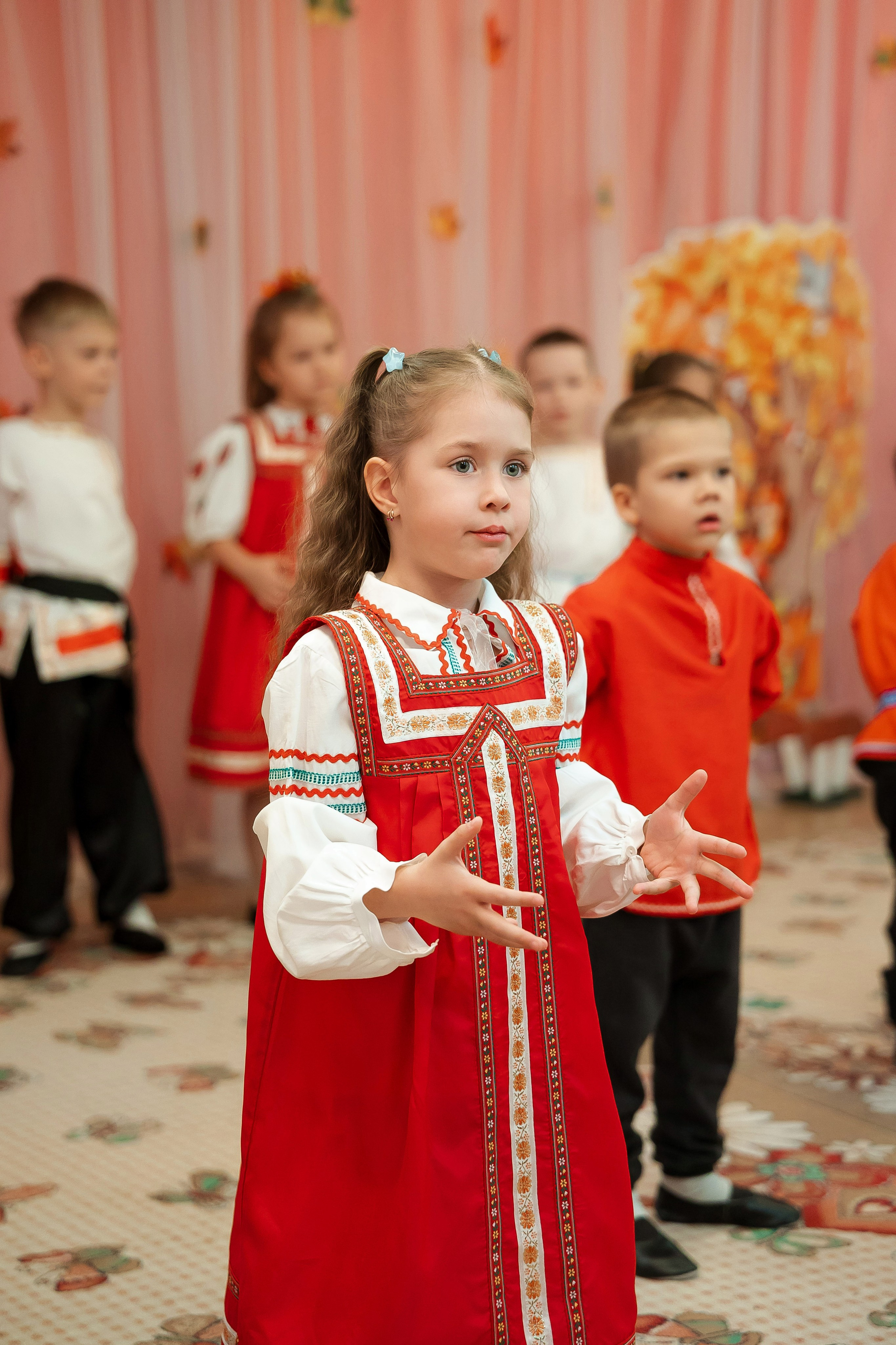 Осенний утренник. Семейный и детский фотограф в Москве Александра Мак