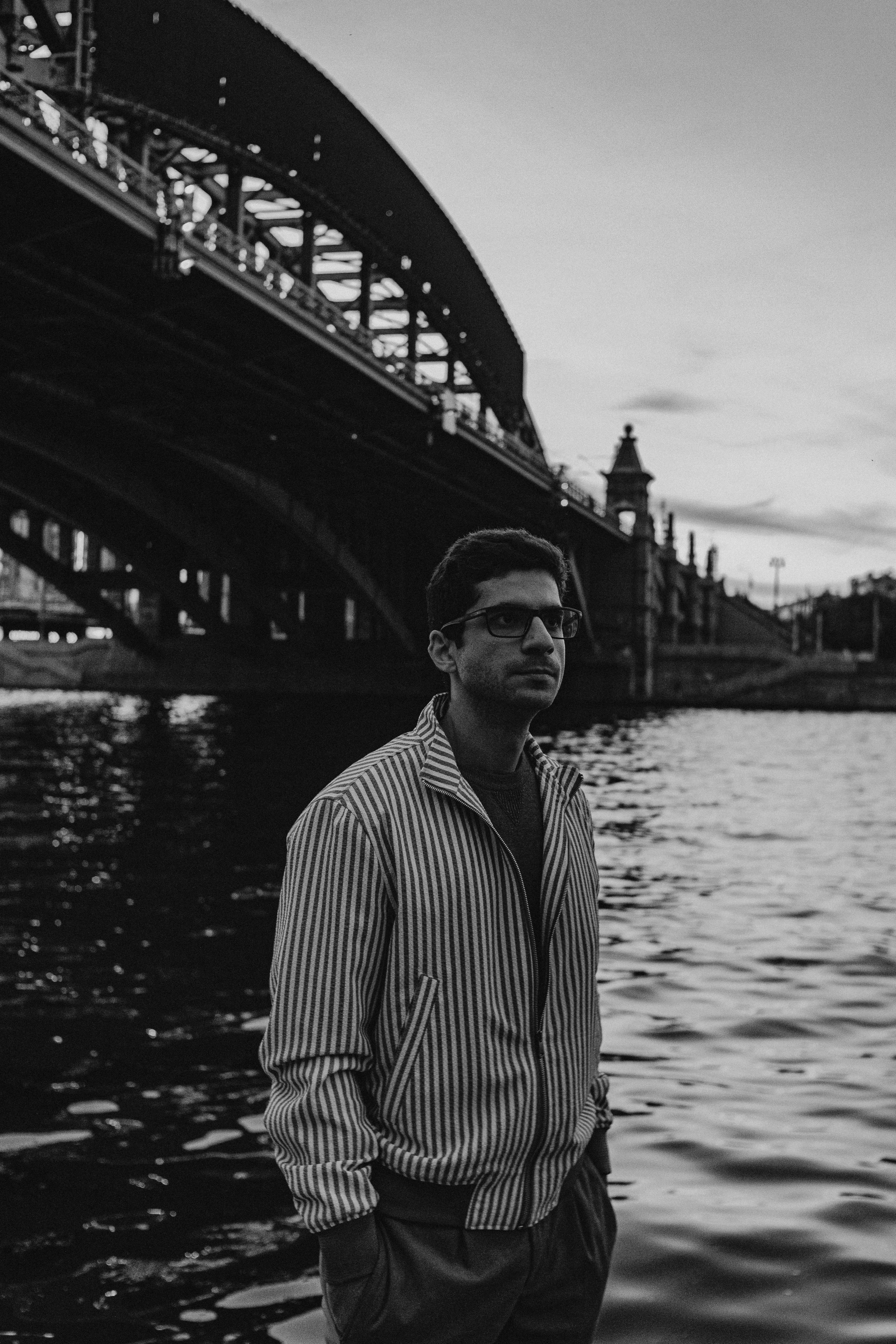 Эмин | Воробьёвы горы. Папка кадров 📁