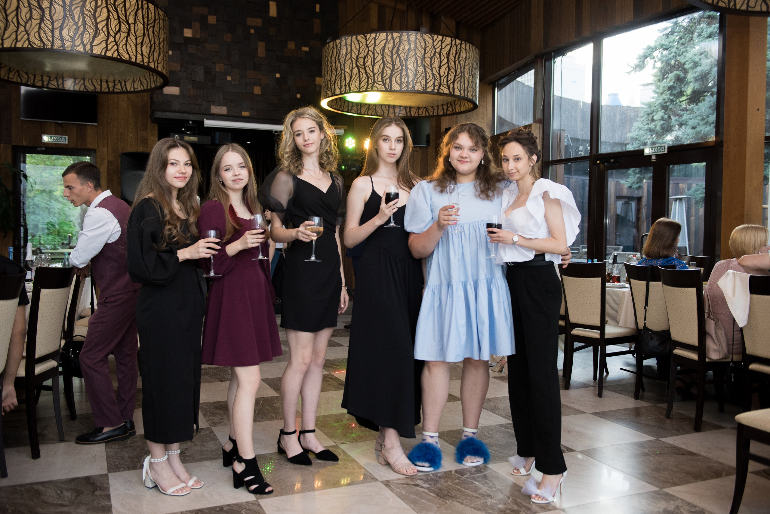 Выпускной — 11 класс. Фотограф Семён Пишта