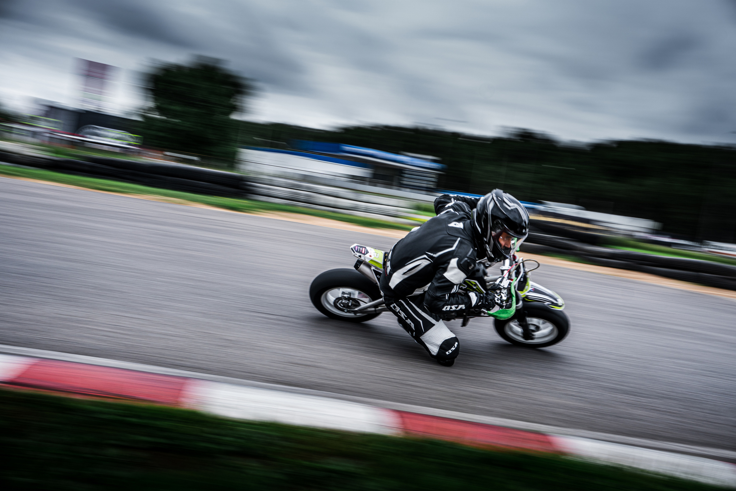 Cars & bikes. Photographer Igor Orishich