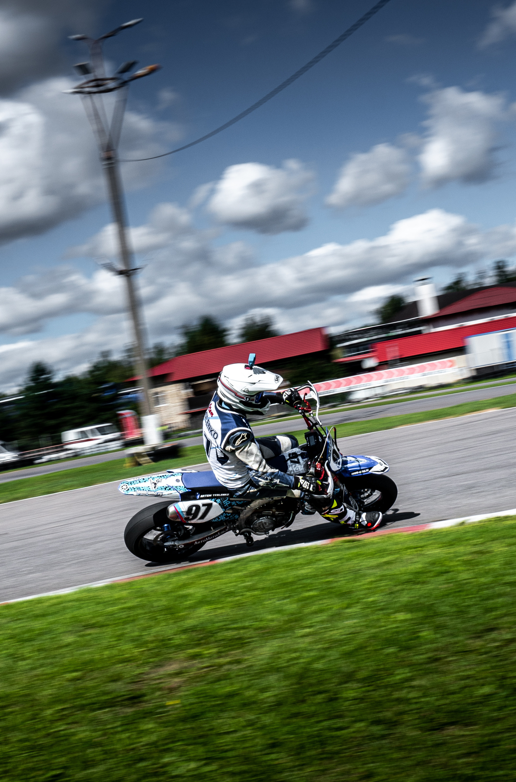 Cars & bikes. Photographer Igor Orishich