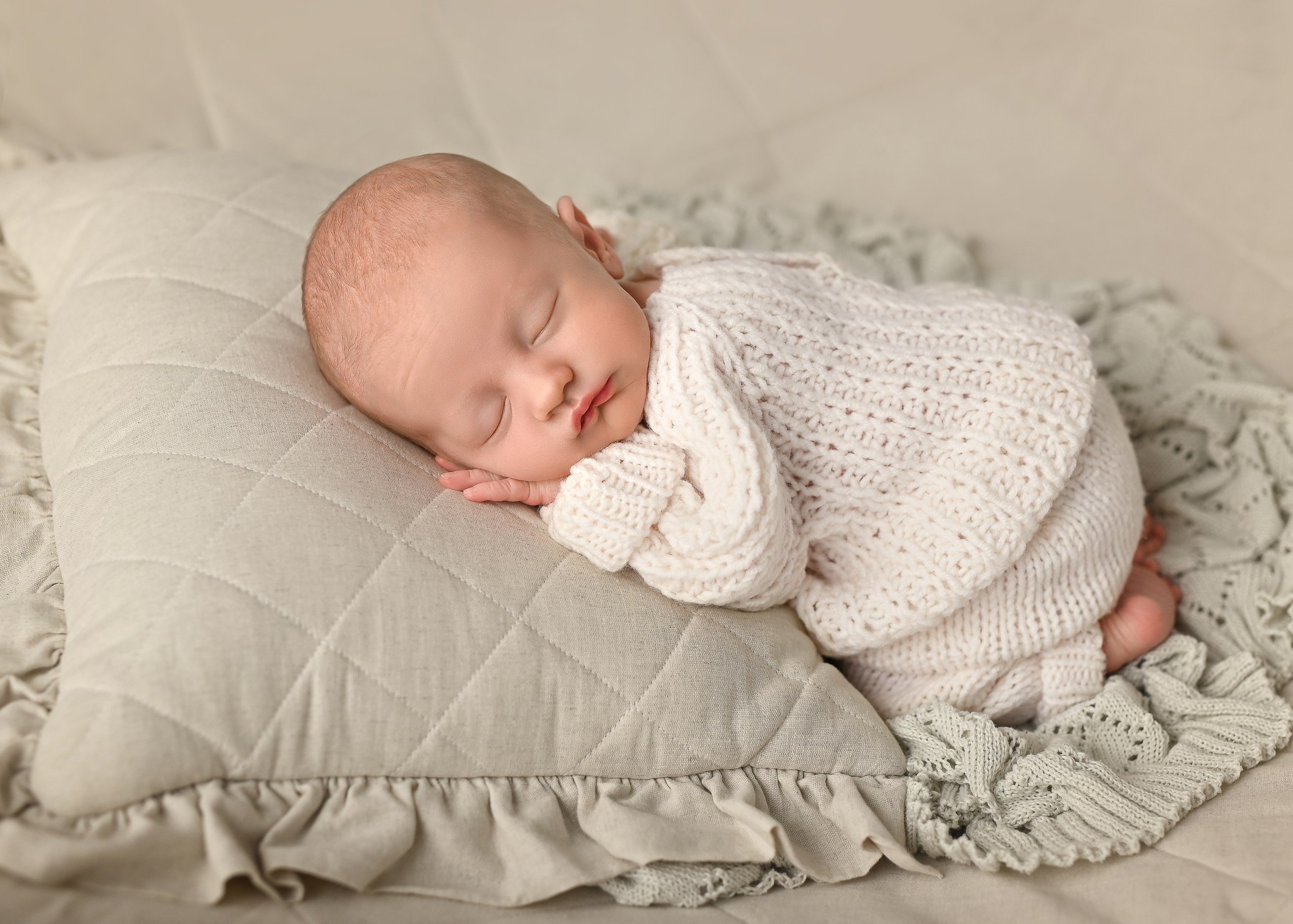 Лайфстайл с элементами ньюборн. Фотограф новорождённых малышей в Краснодаре Татьяна Нагорная