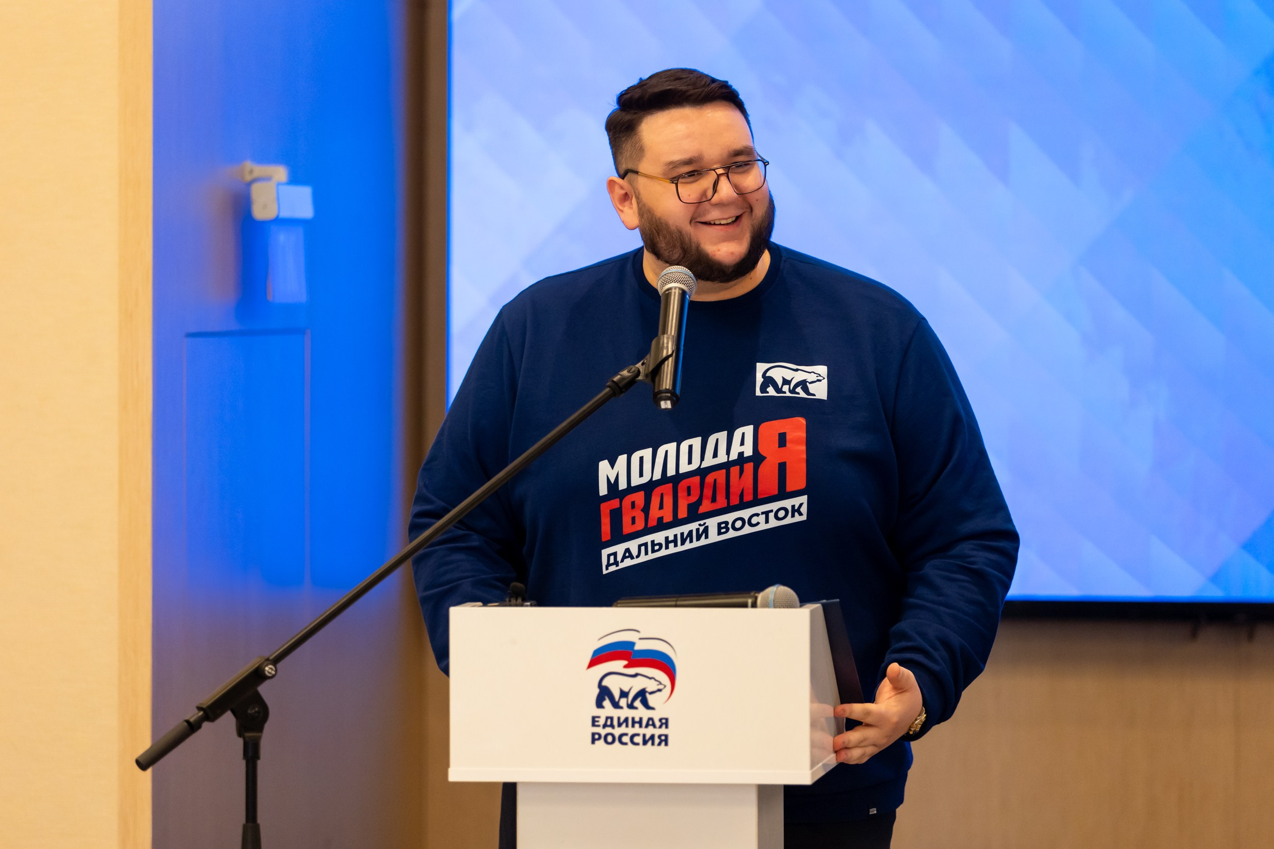 День рождения Молодой Гвардии. Репортажный и студийный фотограф во Владивостоке Дударева Софья