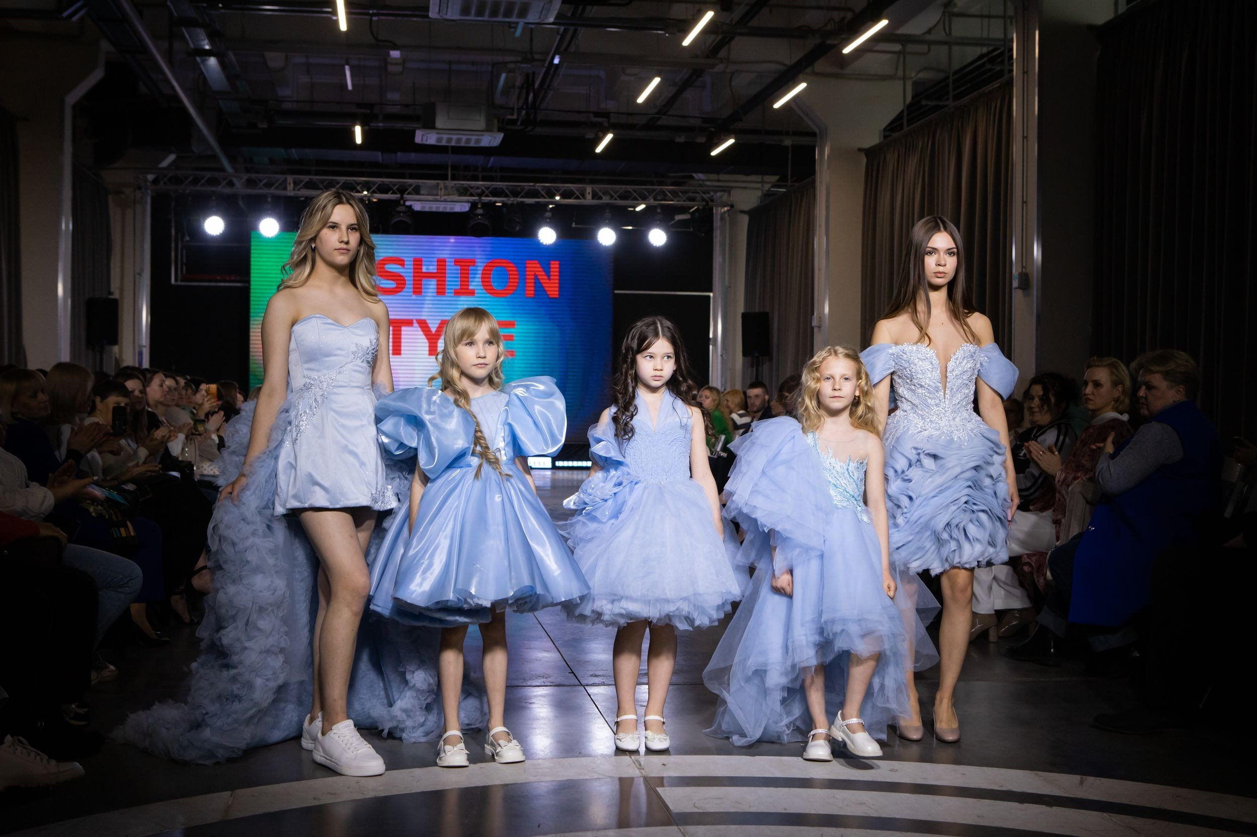 Фестиваль моды и красоты Fashion Style (11 мая 2024). Репортажный фотограф Алексей Пирязев