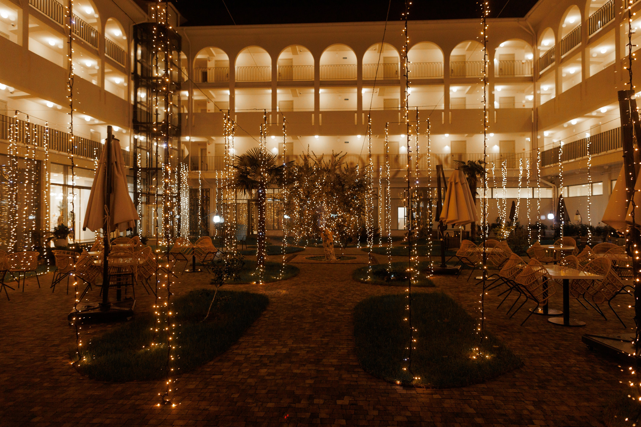 Новый 2026 г в PortoRitsa. RetroChic Фото