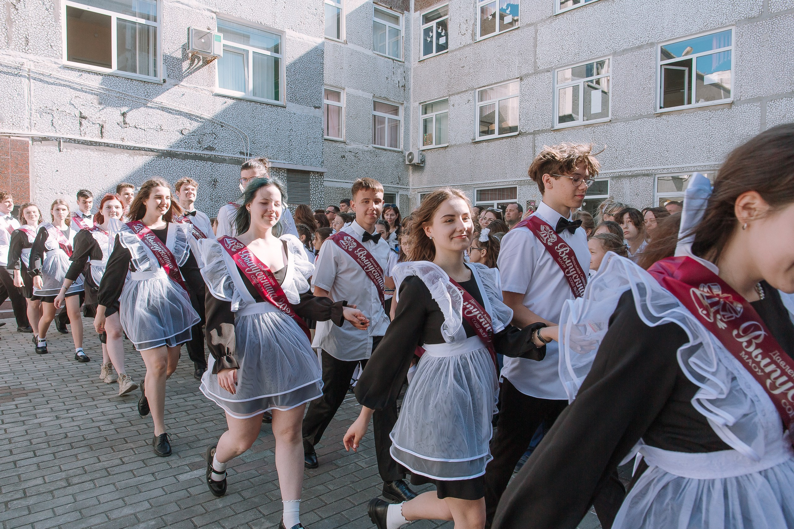 11 класс 33 школа. Выпускные альбомы Натальи Бутко: Новороссийск, Анапа, Геленджик