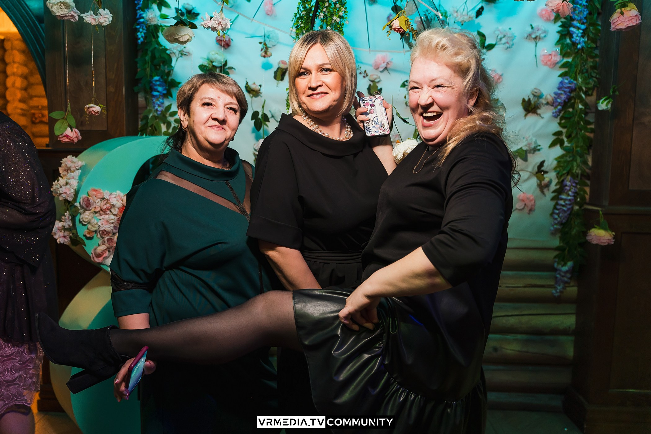 Международный женский день в кафе «У Петровича»