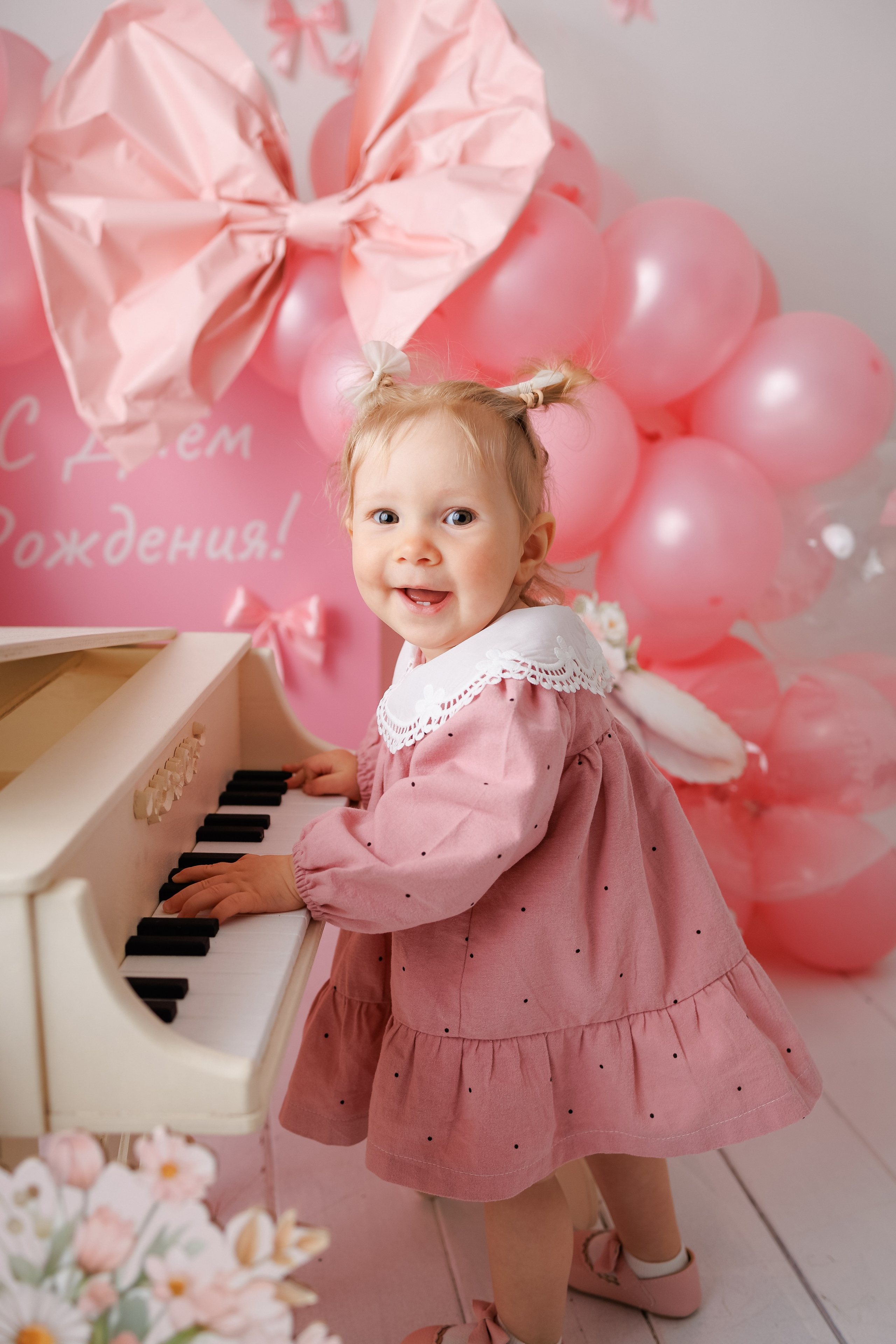 Ирочке 1 годик. Фотограф новорожденный малышей Новосибирск