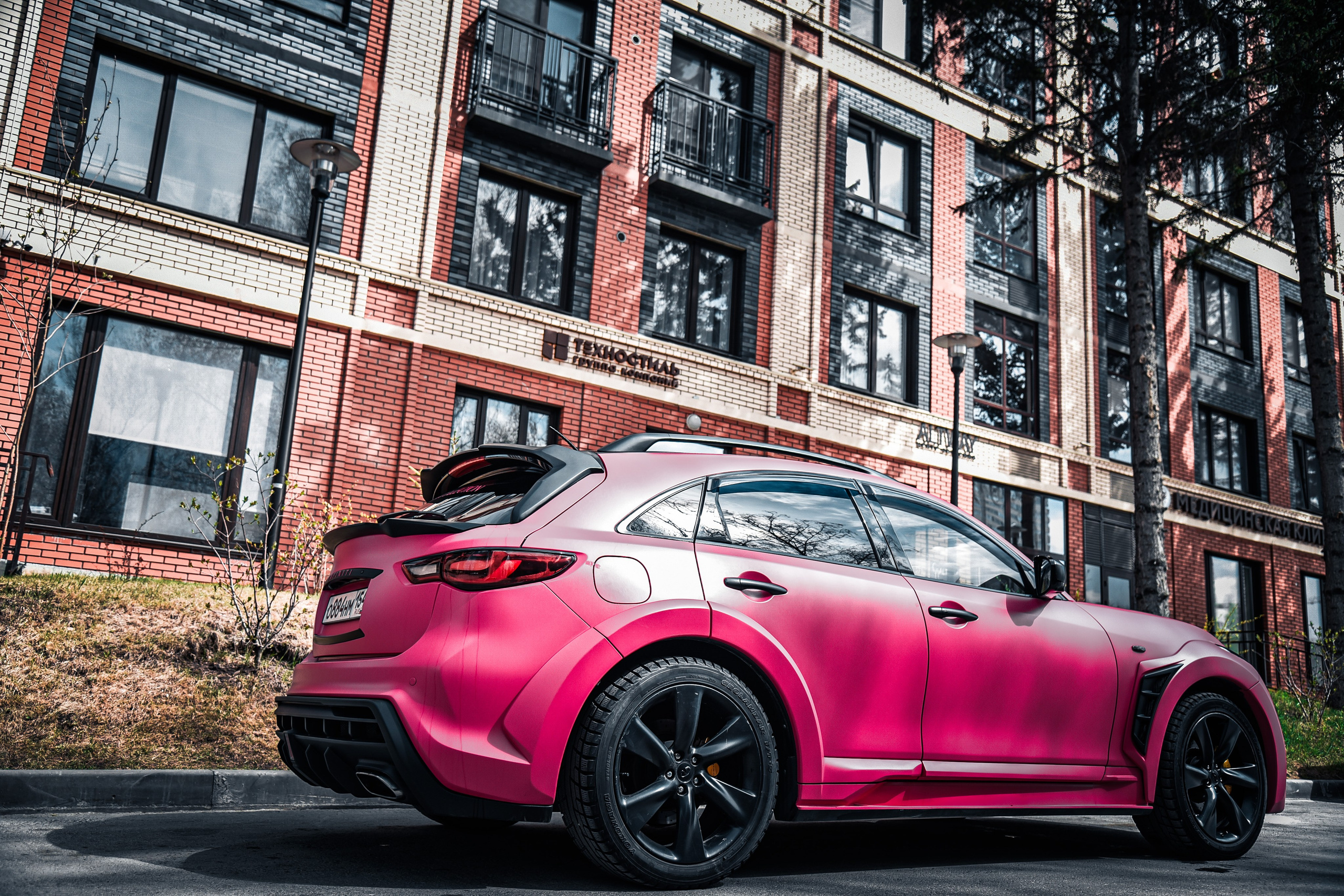 Профессиональная фотосессия Infiniti FX37 в&nbsp;Новосибирске. Автомобильный фотограф Чанчин Владимир: детальные снимки кузова, интерьера и&nbsp;динамики