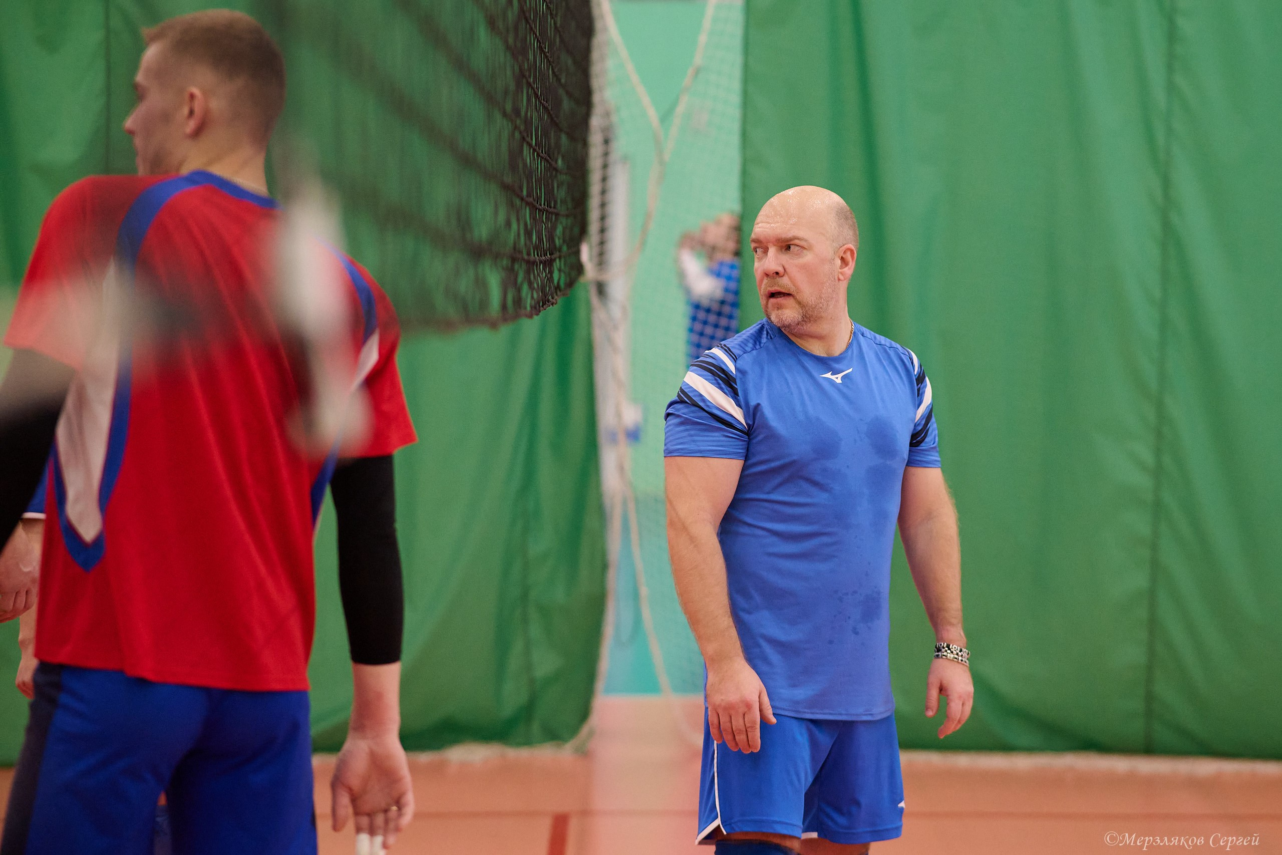 Новогодний волейбольный турнир. Ижевск. 16.12.23. Спортивный репортажный фотограф в Ижевске Сергей Мерзляков