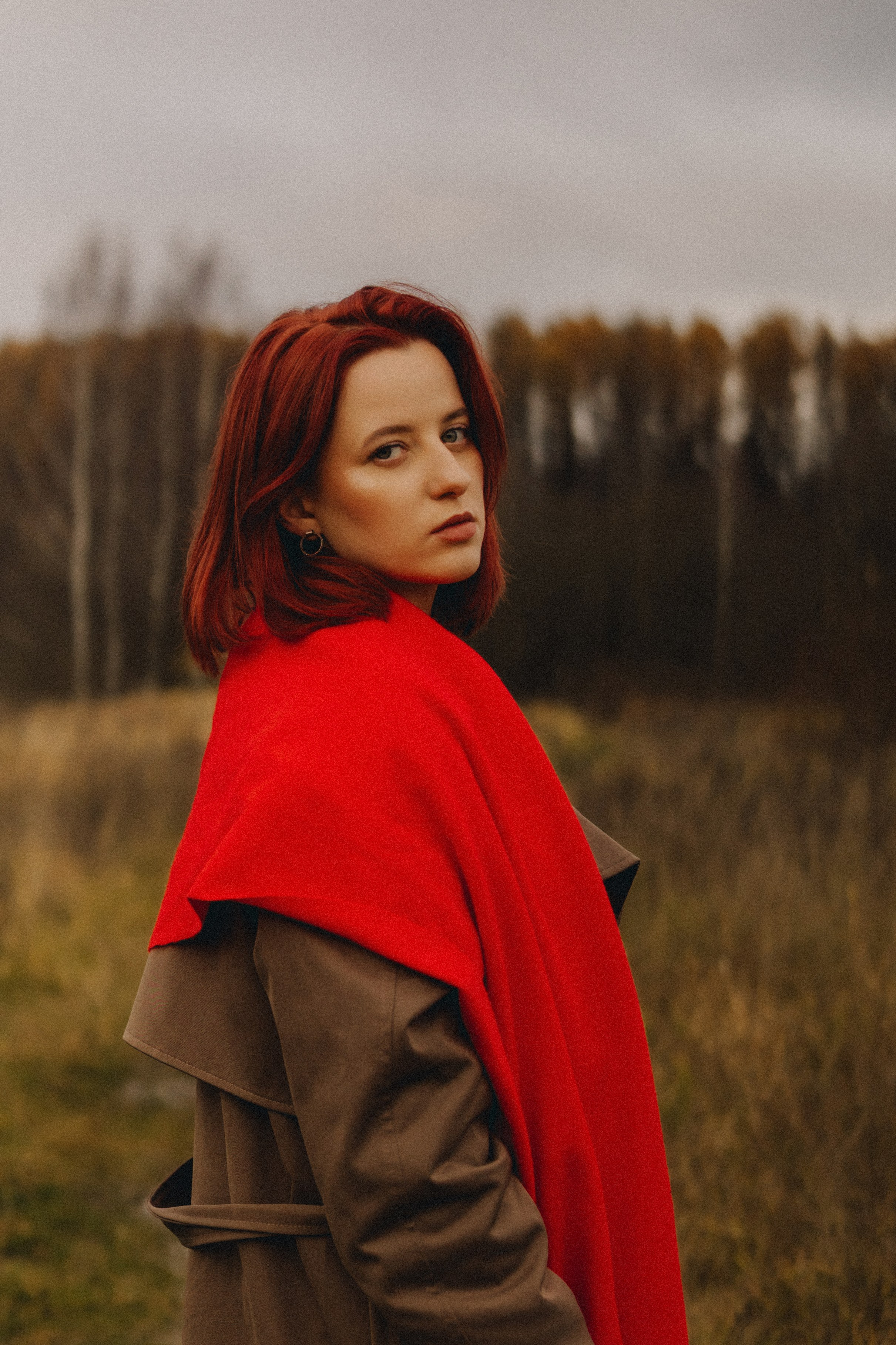 Лия | осенняя фотосессия у воды. Портретный фотограф Москва