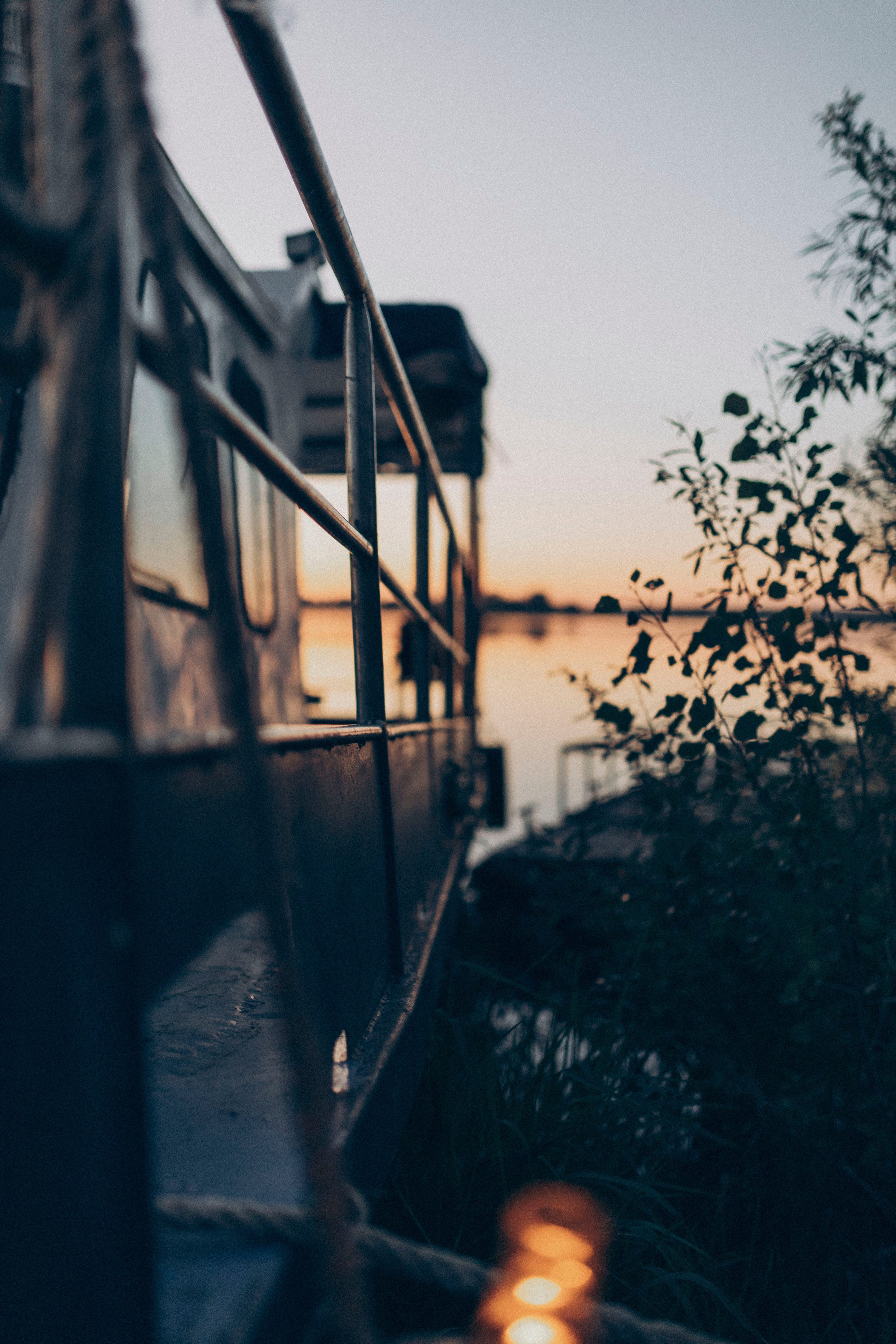 Тайны старого катера…. Фотограф Юлия Хакимова / Казань/ Чистополь