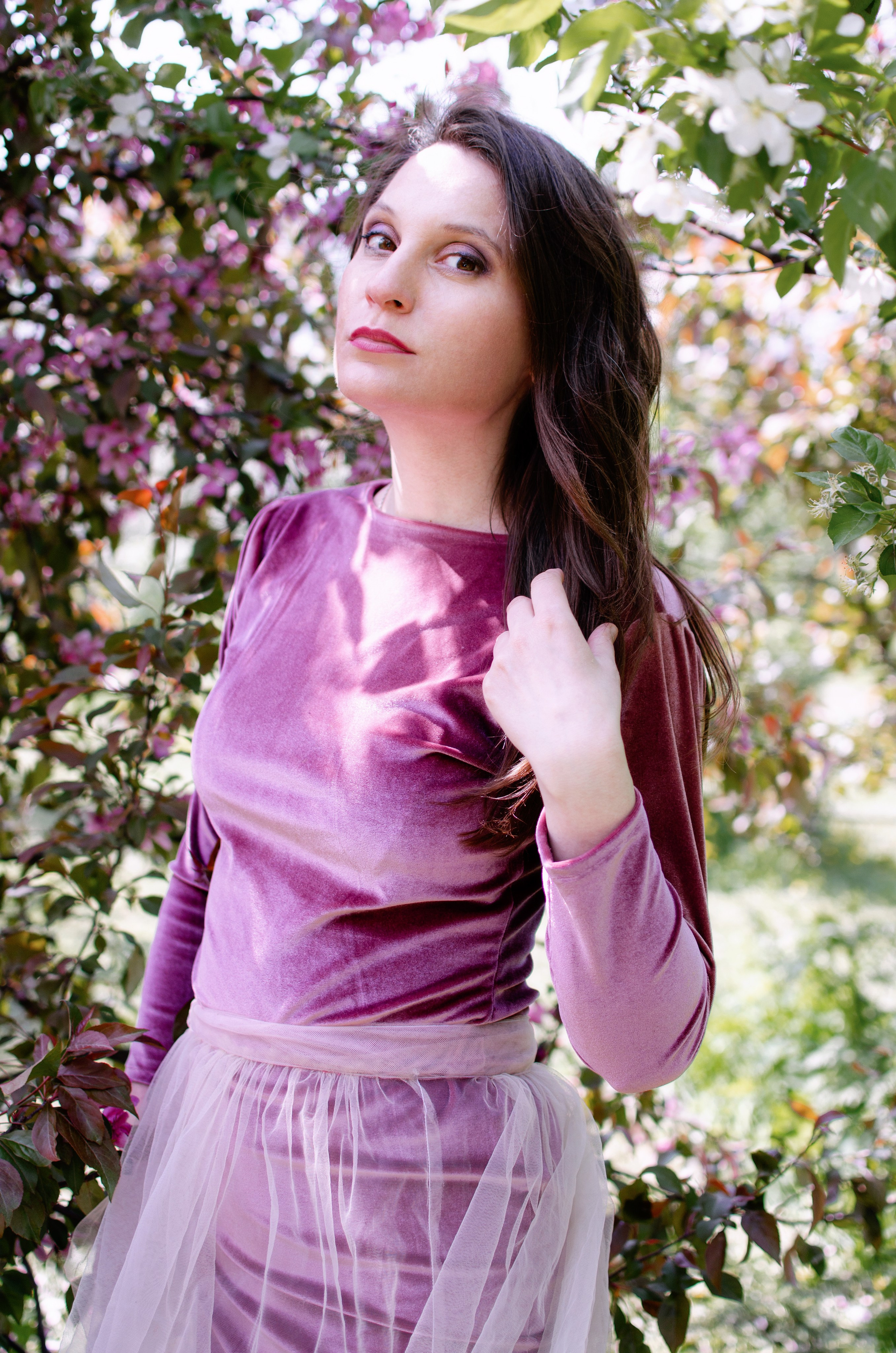 Фотосъемка в цветении для дизайнера платьев Н. Портретный и репортажный фотограф в Санкт-Петербурге Варвара Жукова