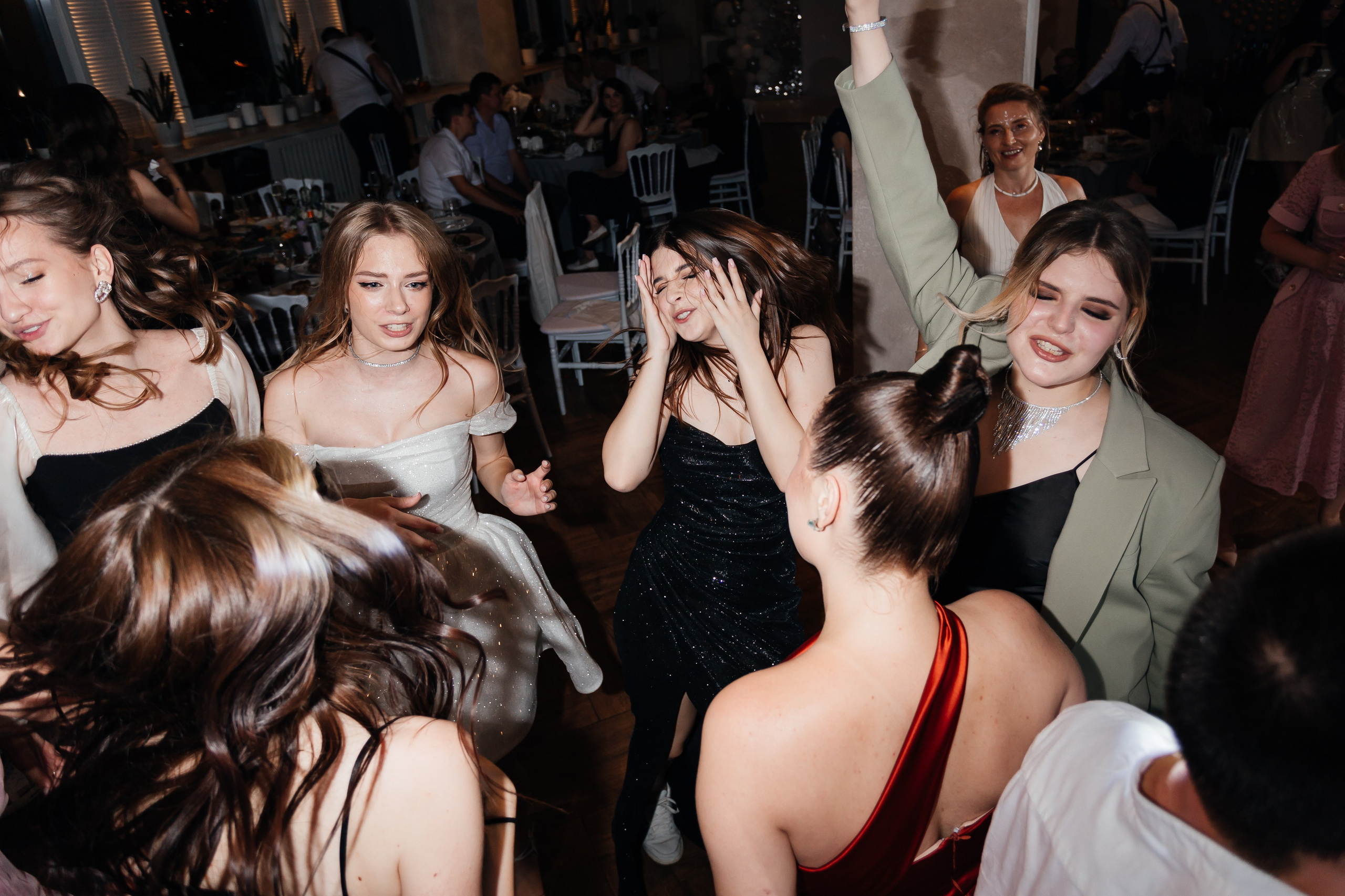 Выпускной 11 «А». Школа № 42. Свадебный фотограф в Краснодаре Николай Крауз