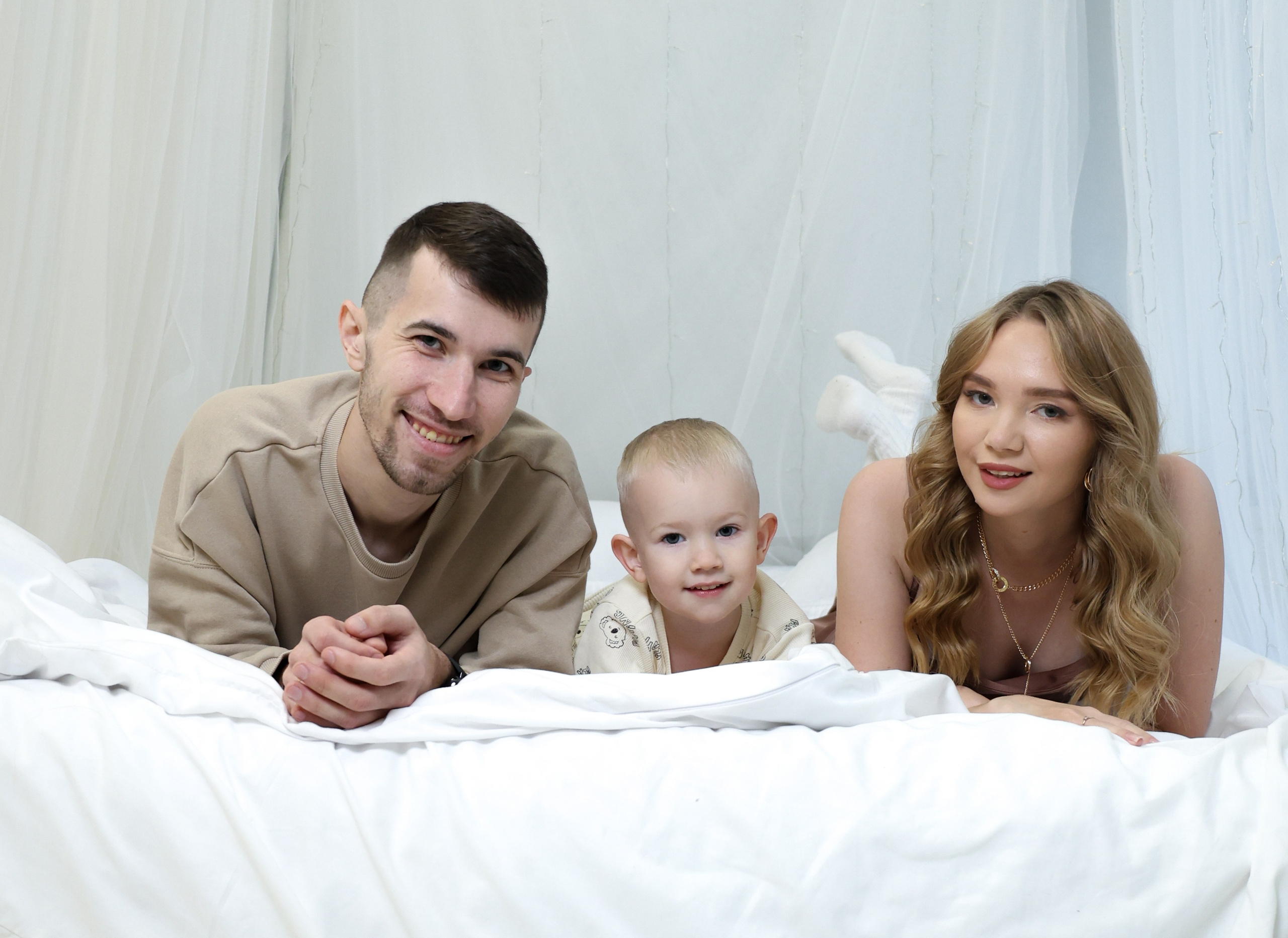 Семейная фотопроект Новогодний. Дина Айрат и Карим. Tatiana Shumskaya