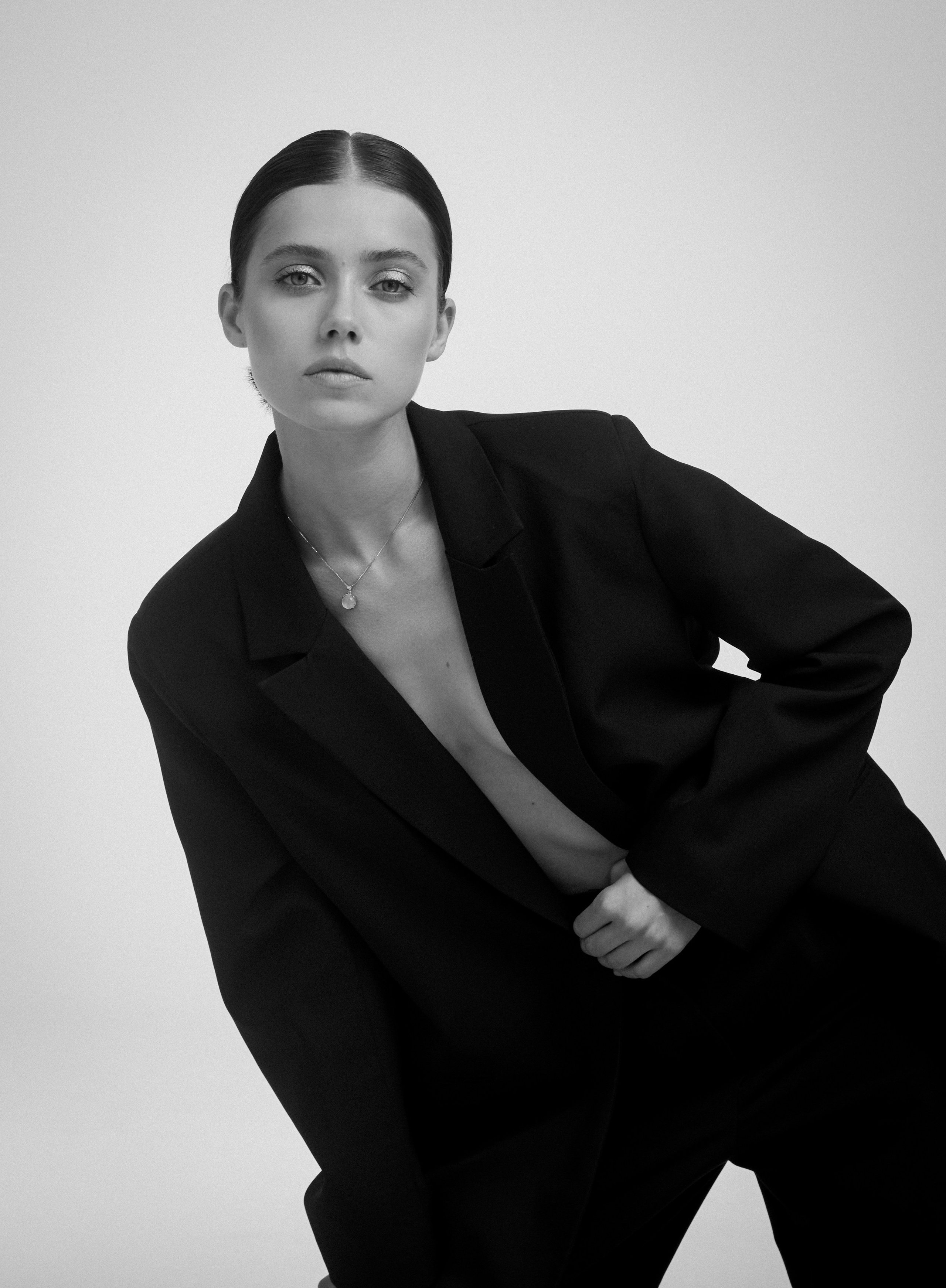 Минимал на циклораме. Портретный фотограф в Санкт-Петербурге Мария Вармер