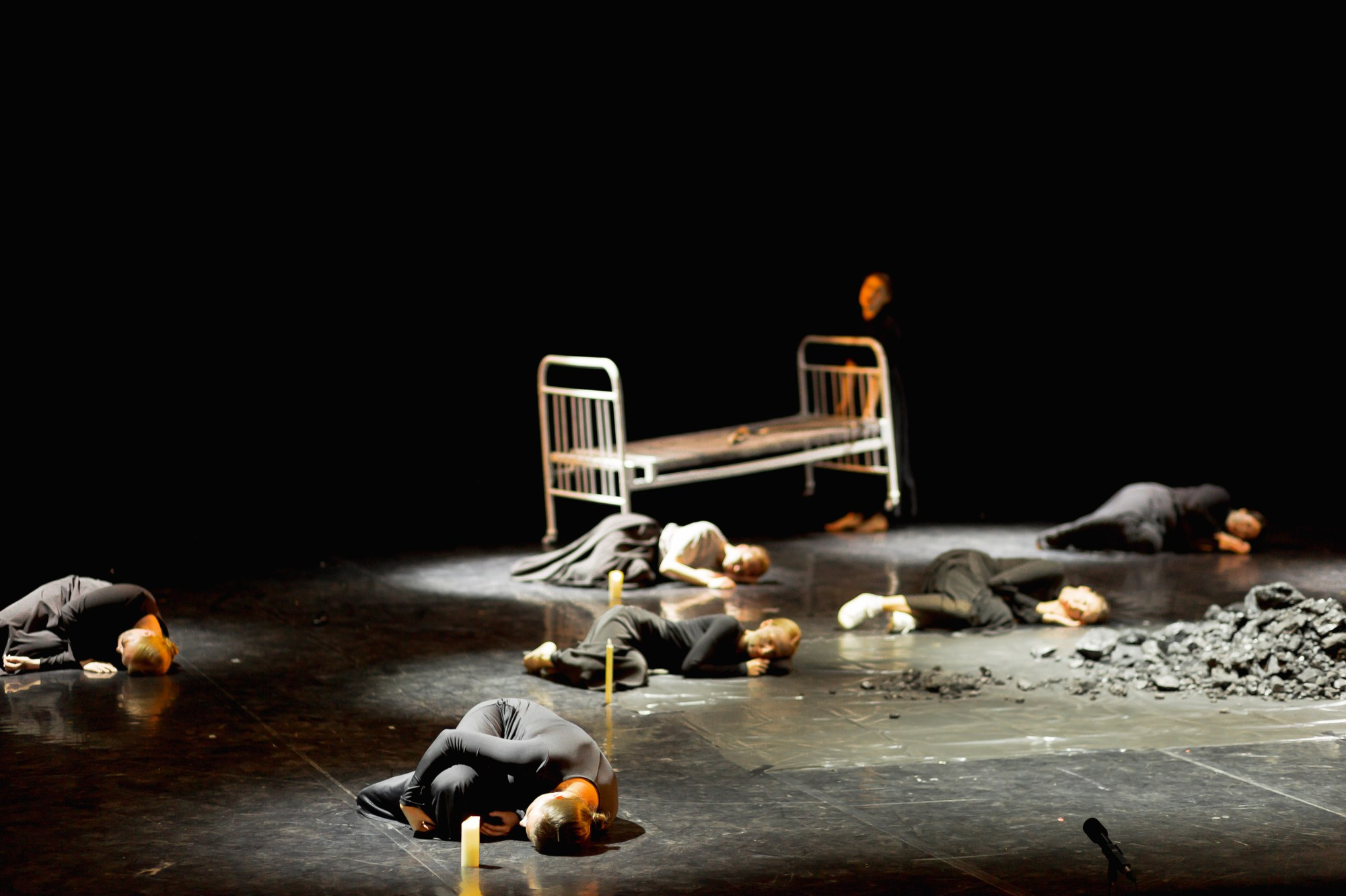 Спектакль Приглушенные голоса в Театре Эрмитажа (+репетиция). Семейный и портретный фотограф в Санкт-Петербурге Андрей Воробьев