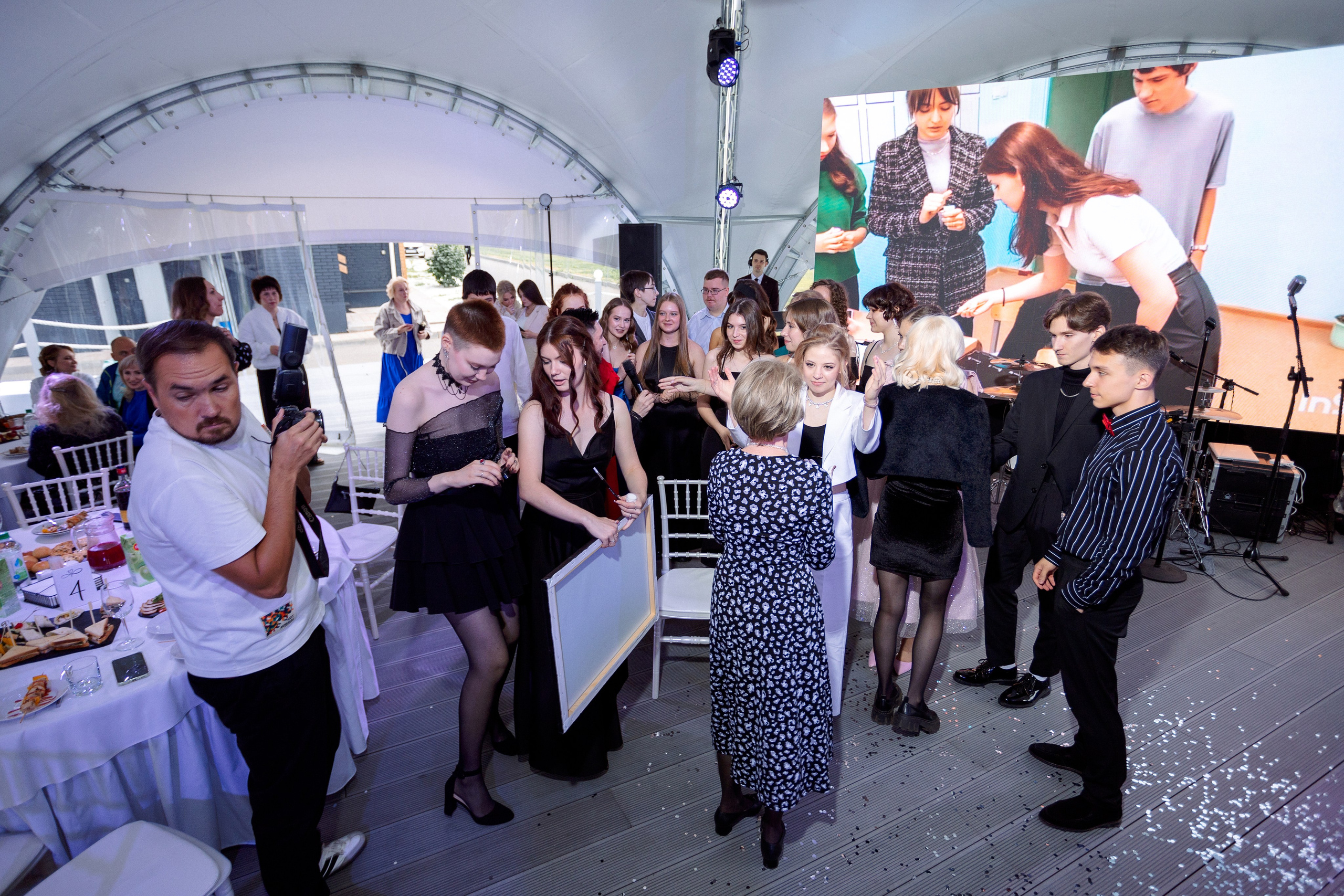 ВЫПУСКНОЙ: Волки-Липки. Все фото. Профессиональный фотограф в Ижевске Леша Петров