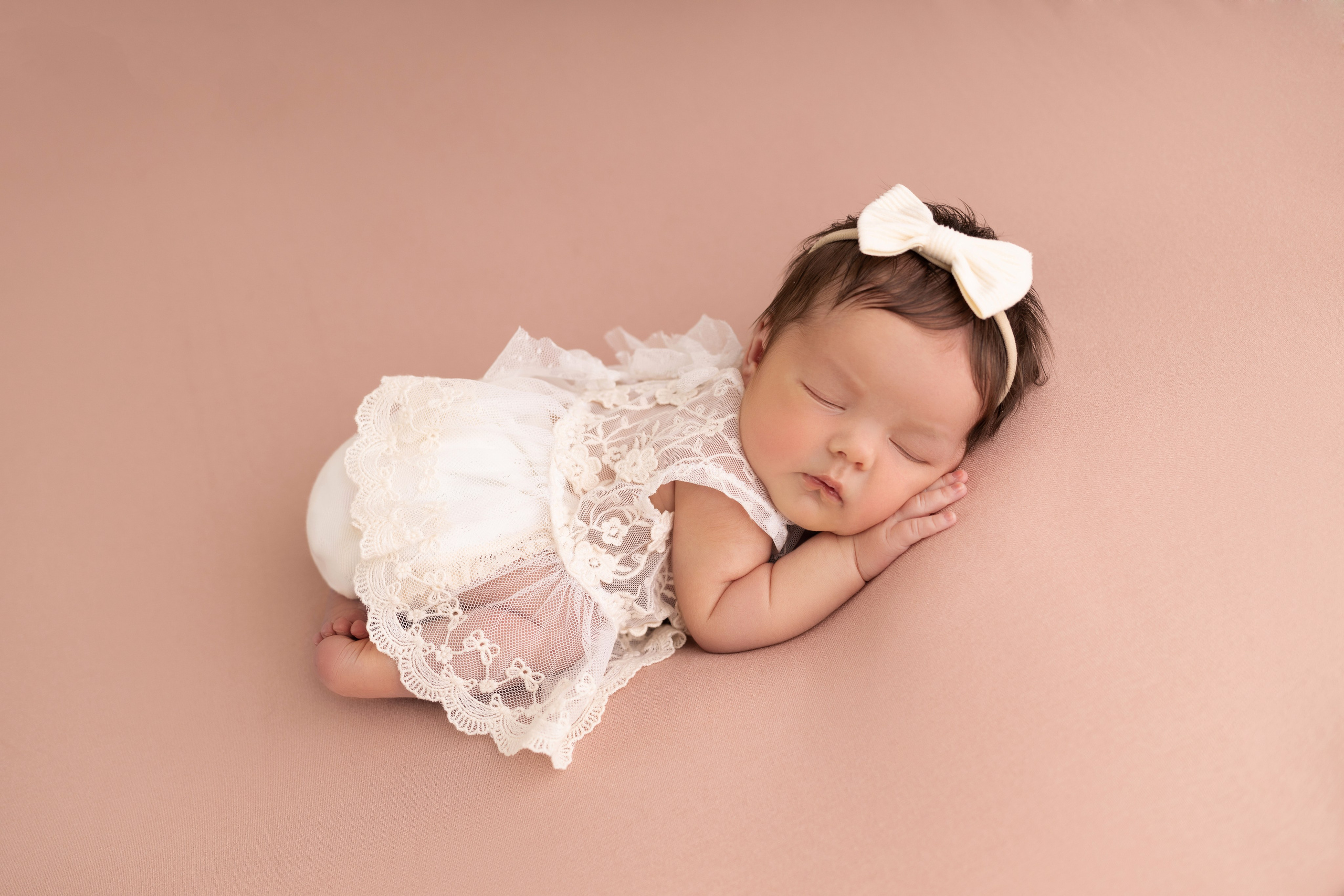 Фотограф новорожденных малышей в Омске и Омской области Эльвира Камаева
