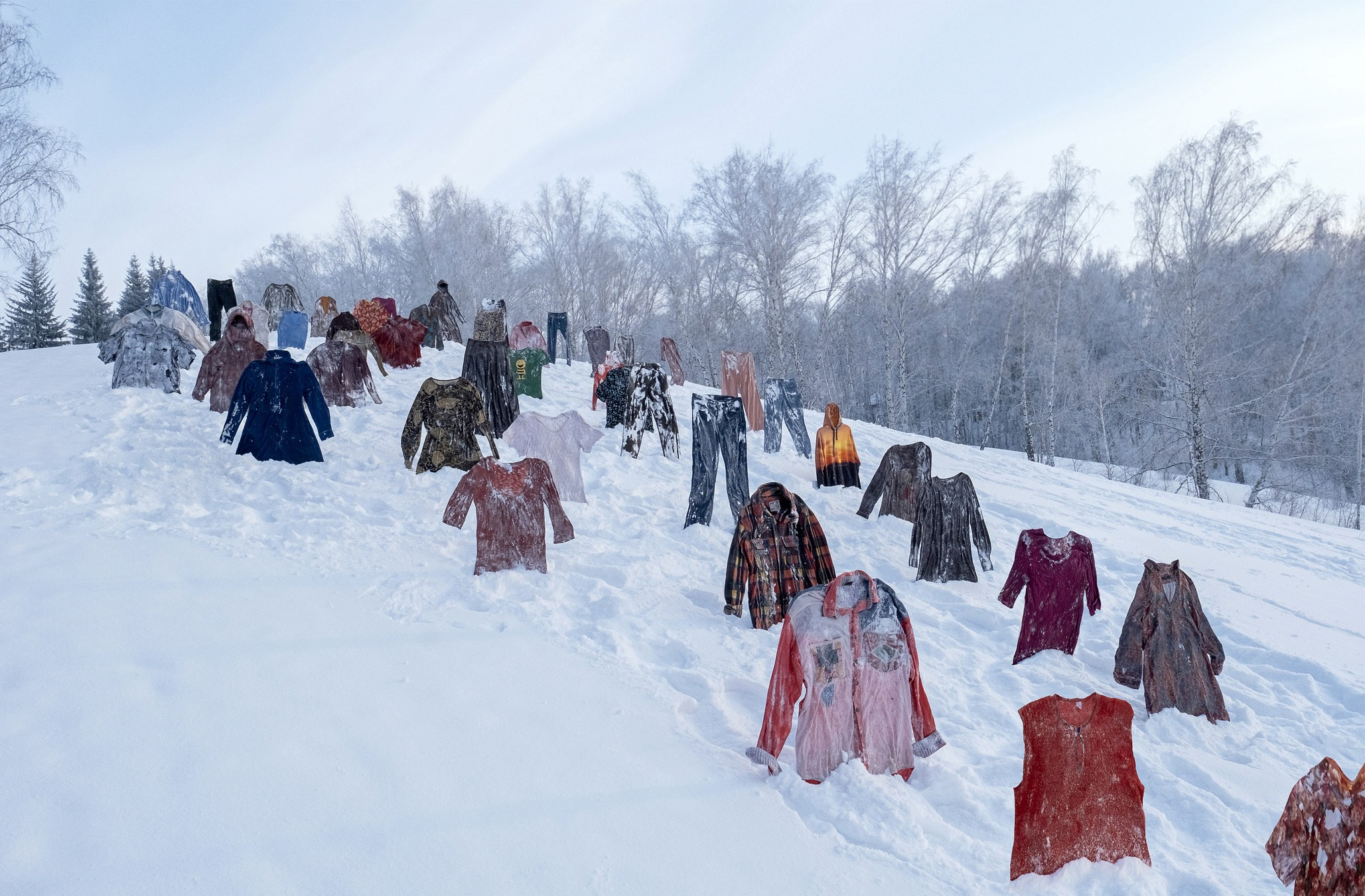 Гора одежды (W.I.P.). Visual artist Olga Burmistrova