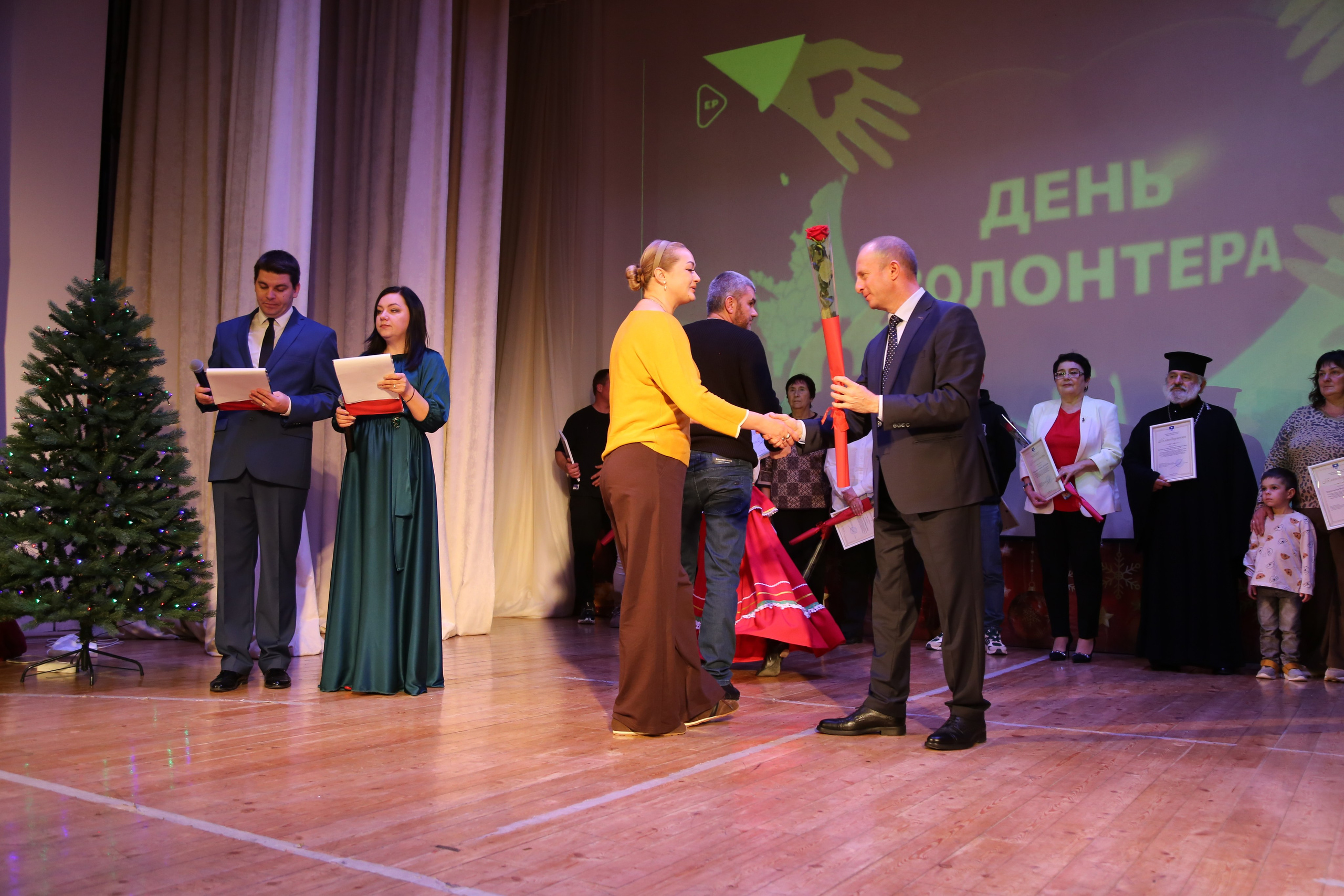 День Волонтёра. Жизнь курорта Кабардинка в фотографиях