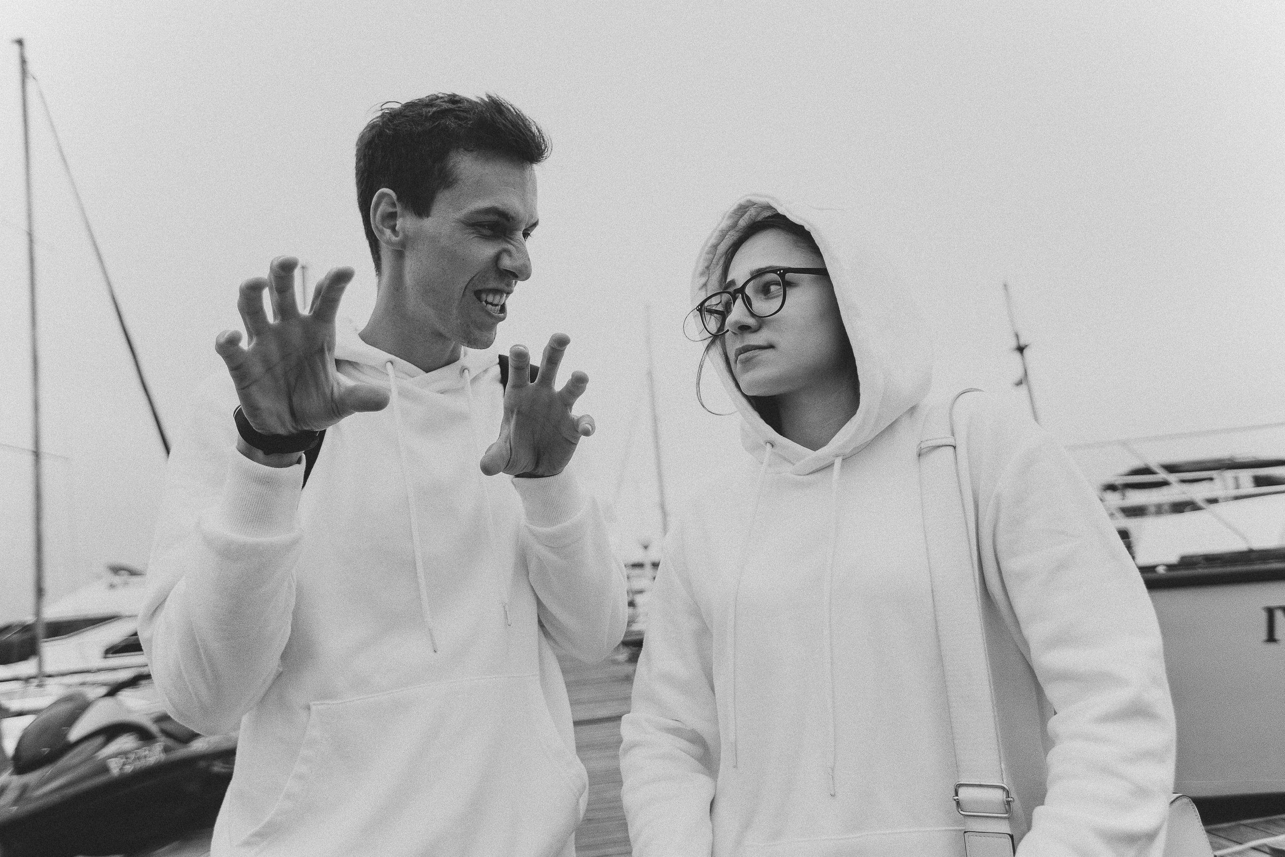 «а дома нельзя было остаться?»